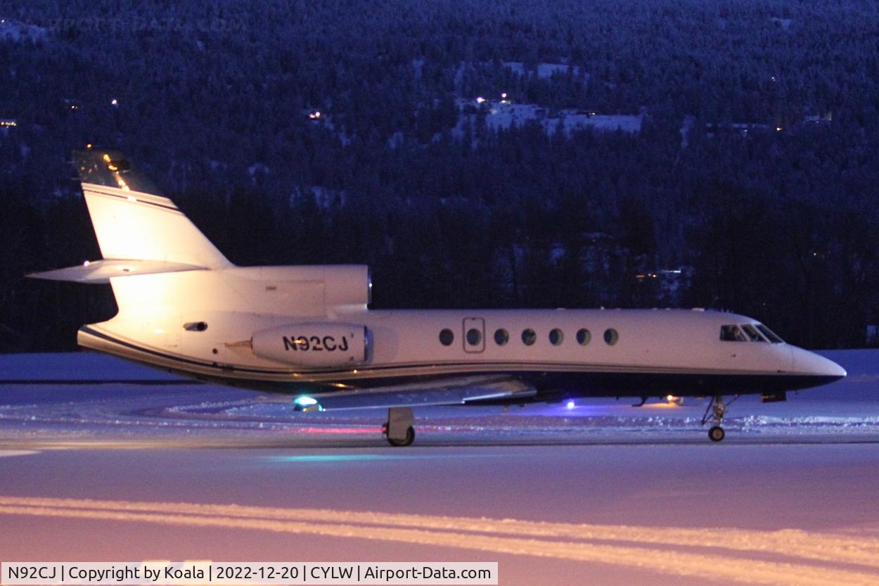 N92CJ, 1982 Dassault Falcon 50 C/N 92, Departure to Palm Springs (PSP, CA).