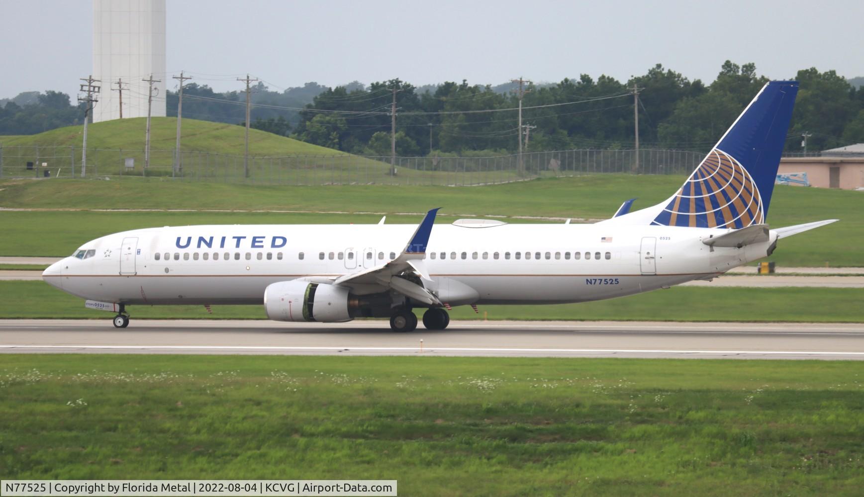 N77525, 2010 Boeing 737-824 C/N 31659, CVG 2022