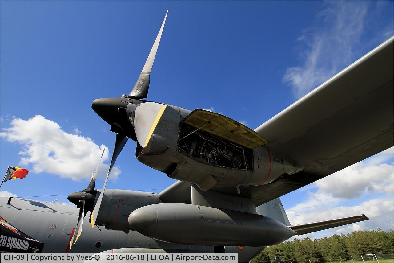 CH-09, 1973 Lockheed C-130H Hercules C/N 382-4479, Lockheed C-130H Hercules, Static display, Avord Air Base 702 (LFOA) Open day 2016