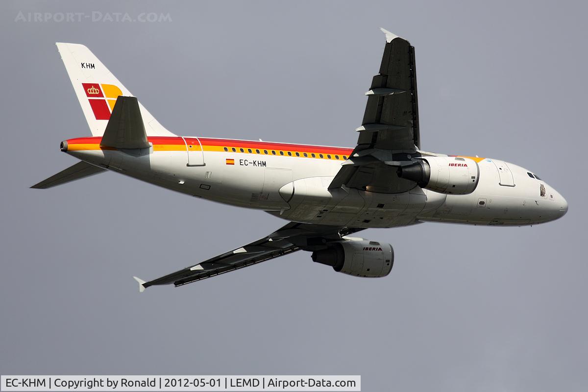EC-KHM, 2007 Airbus A319-111 C/N 3209, at mad