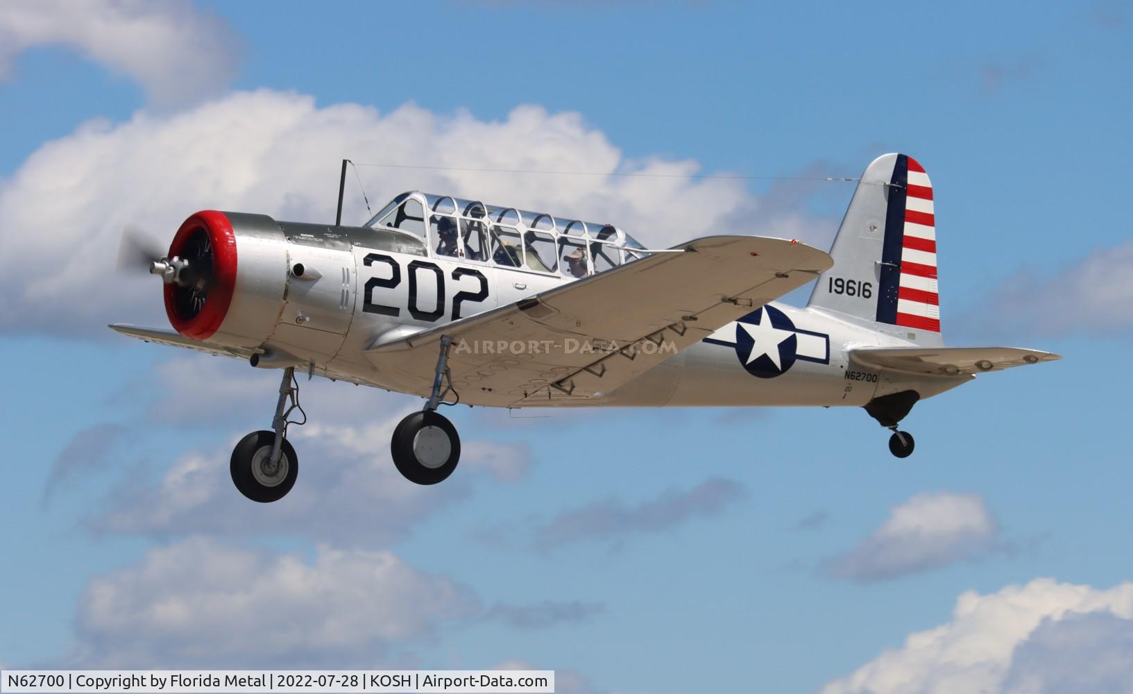 N62700, 1941 Convair BT-13A Valiant C/N 1850, OSH 2022