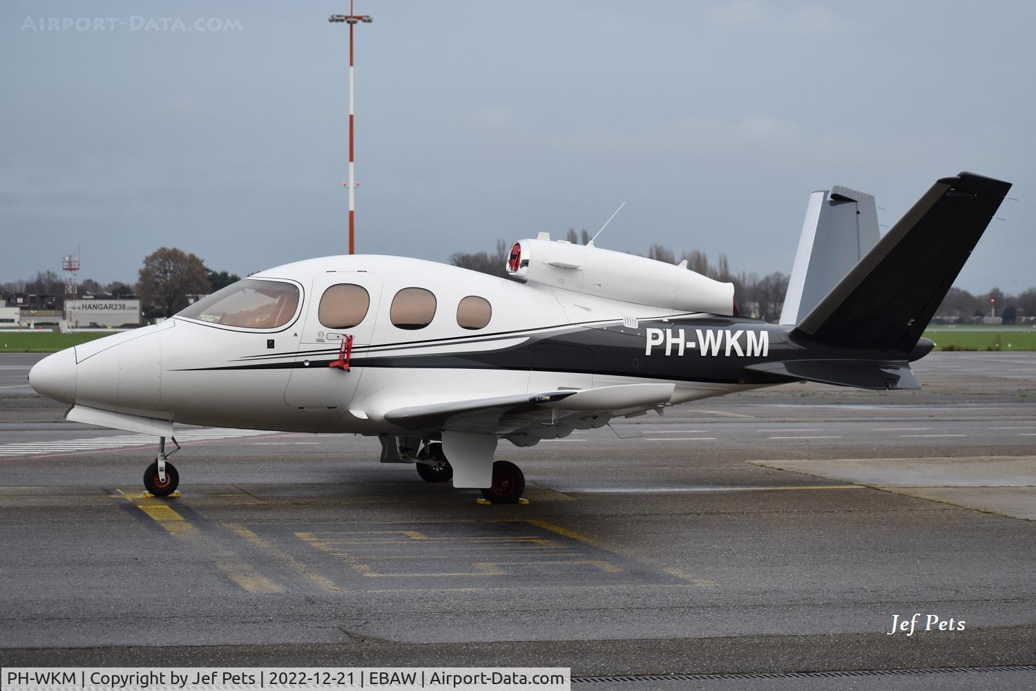 PH-WKM, 2018 Cirrus SF50 Vision C/N 0071, At Antwerp Airport.