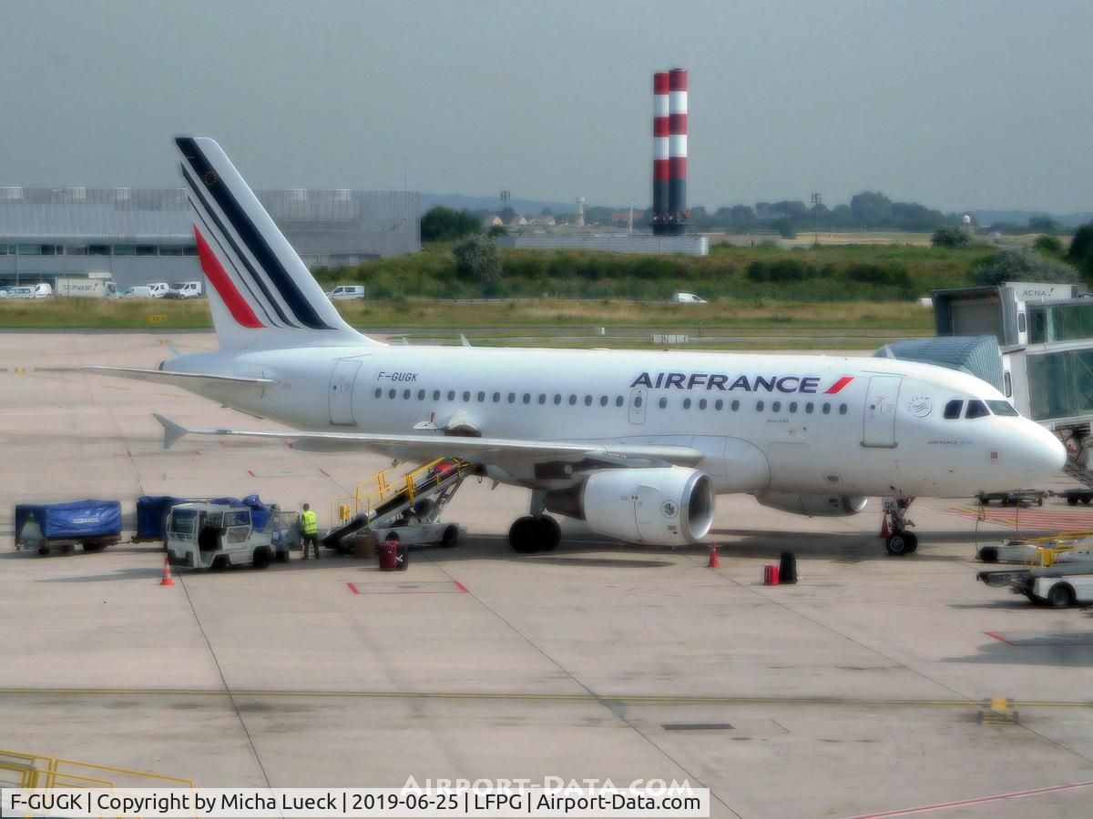 F-GUGK, 2005 Airbus A318-111 C/N 2601, At Charles de Gaulle