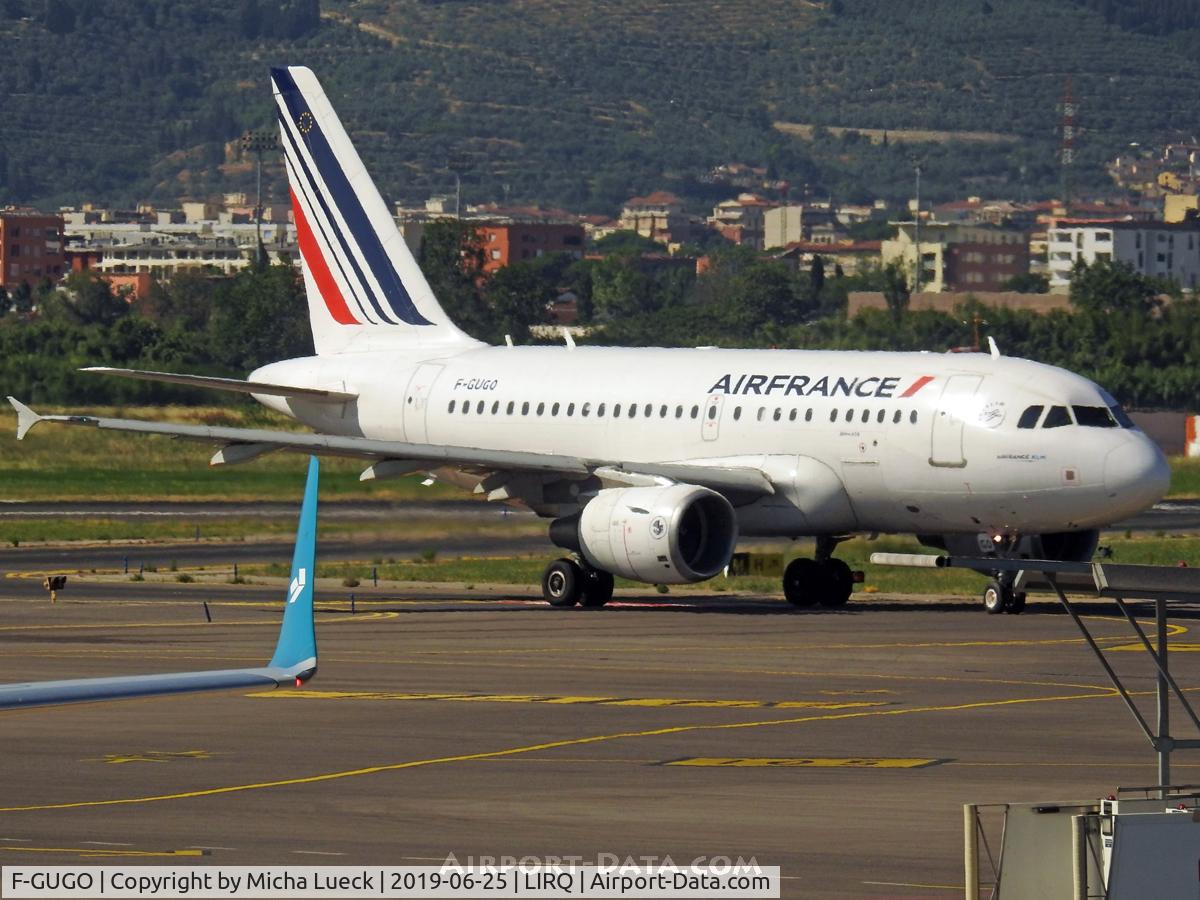 F-GUGO, 2006 Airbus A318-111 C/N 2951, At Firenze