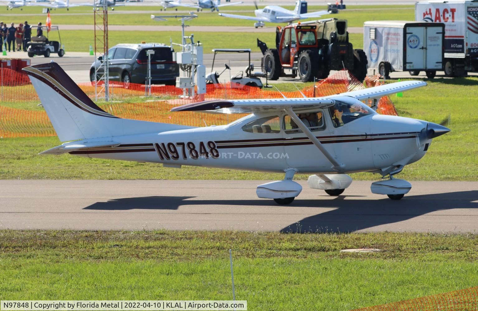 N97848, 1979 Cessna 182Q Skylane C/N 18267220, Sun N fun 2022