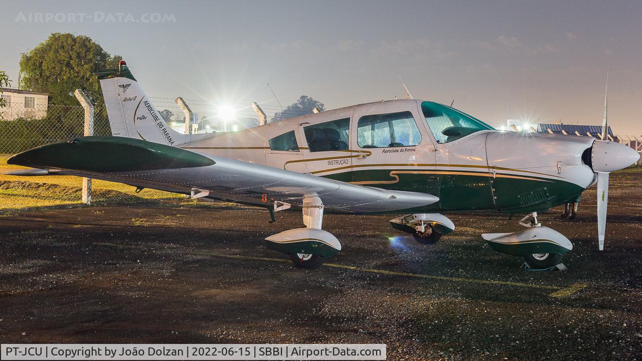 PT-JCU, 1973 Piper PA-28-180 Cherokee Challenger C/N 28-7305520, Parked at Aeroclube do Paraná. Used in Flight Instruction.