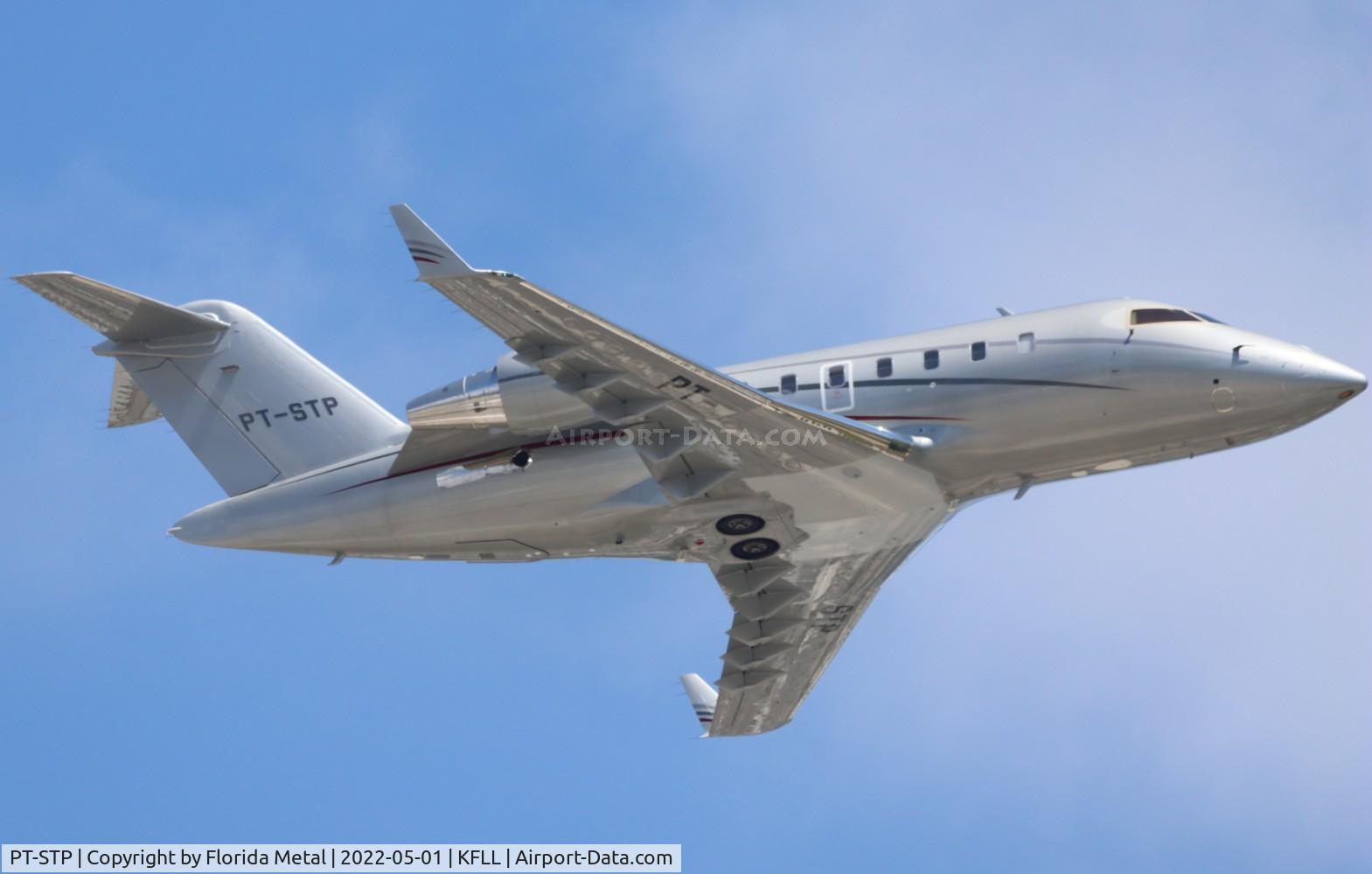 PT-STP, 2009 Bombardier Challenger 605 (CL-600-2B16) C/N 5811, FLL 2022