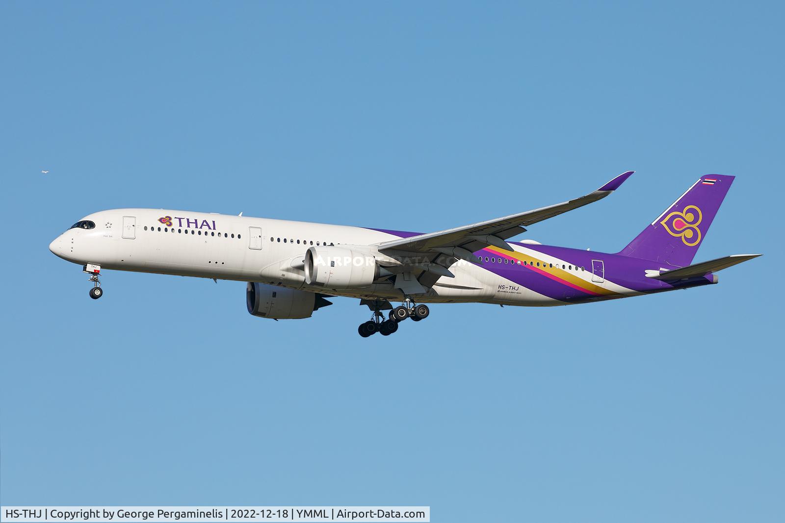 HS-THJ, 2017 Airbus A350-941 C/N 0177, Final, runway 16.