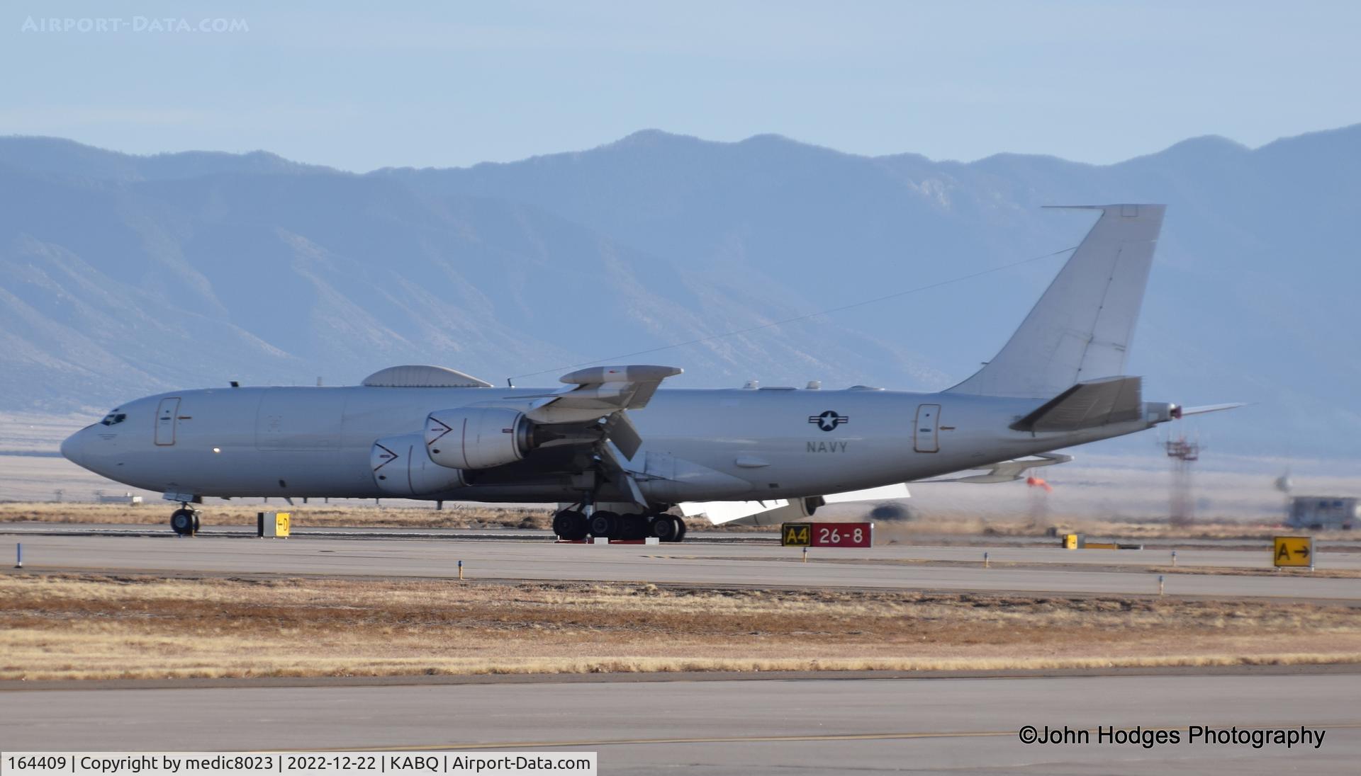 164409, 1990 Boeing E-6B Mercury C/N 24508, Coming into Kirtland