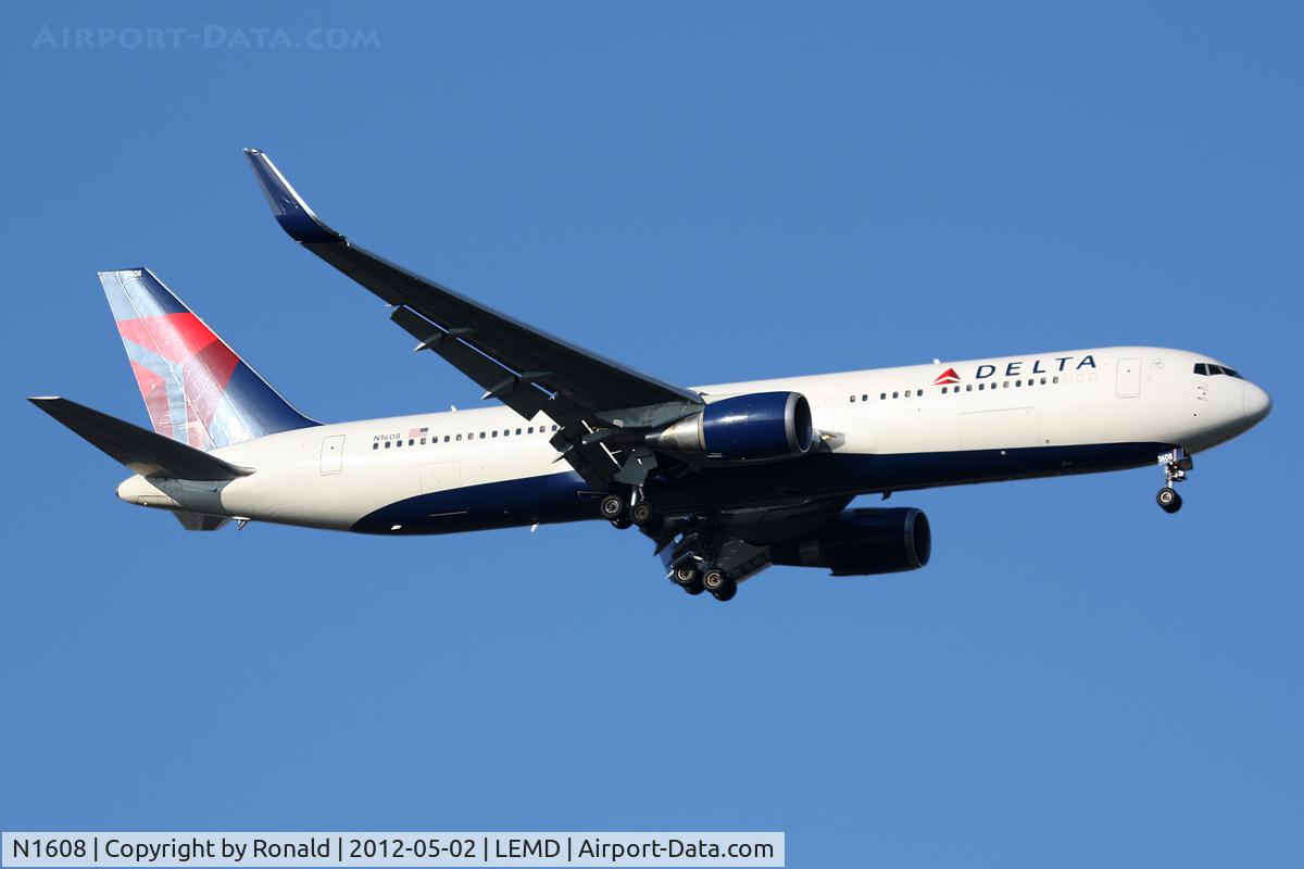 N1608, 2000 Boeing 767-332 C/N 30573, at mad