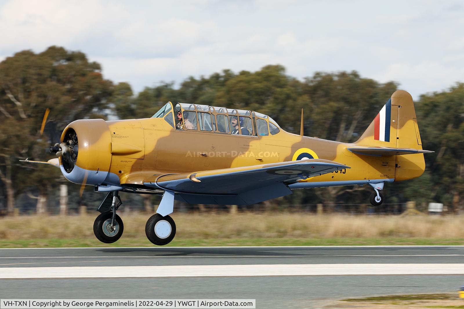VH-TXN, 1943 Noorduyn AT-16 Harvard IIB C/N 14A-1106, Antique Aeroplane Assn of Australia National Fly-in.