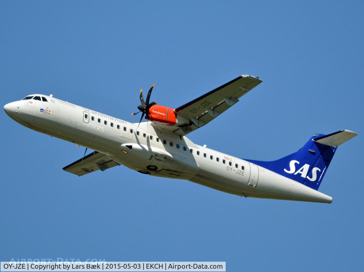 OY-JZE, 2014 ATR 72-212A C/N 1164, RWY22R