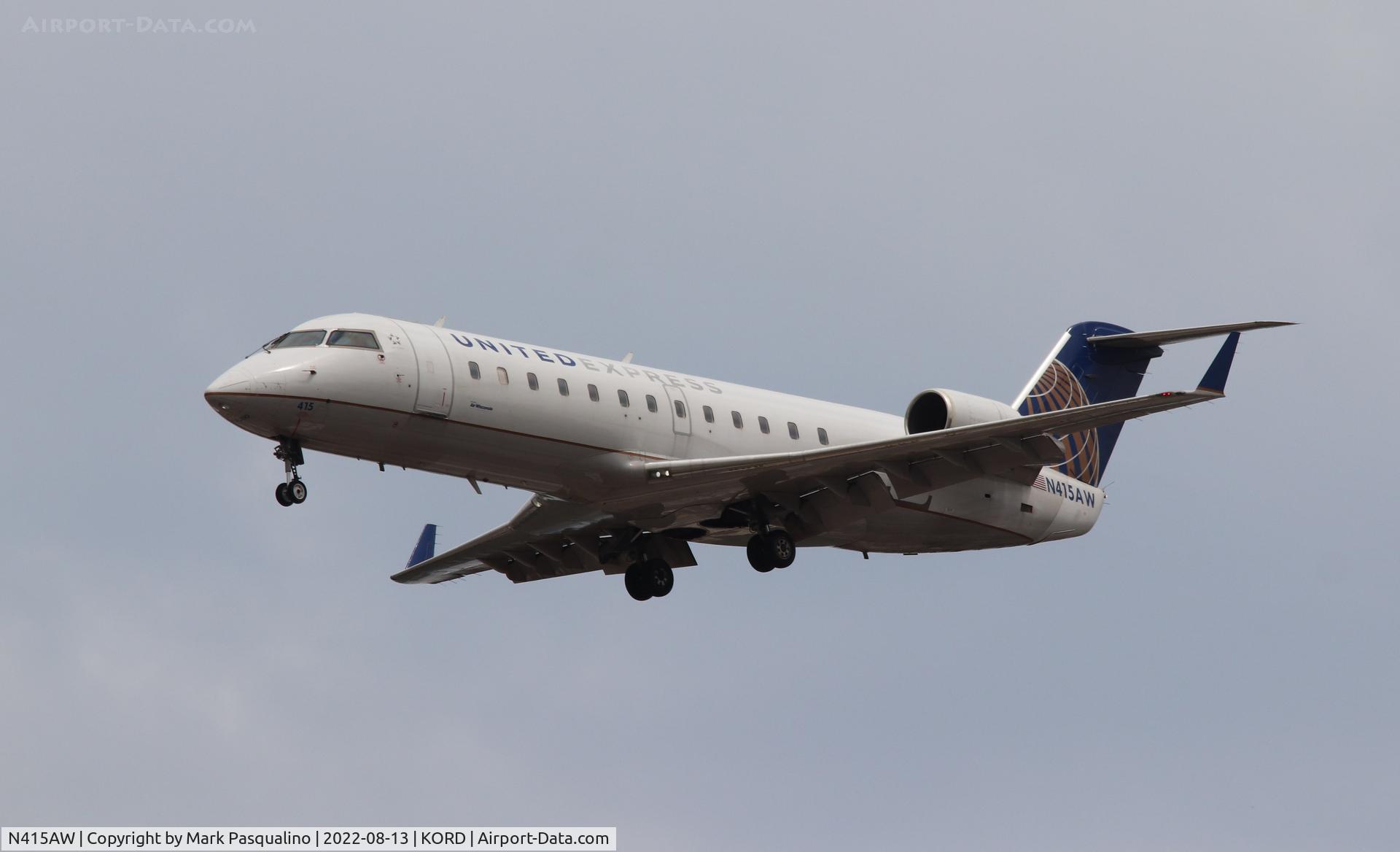 N415AW, 2001 Bombardier CRJ-200LR (CL-600-2B19) C/N 7593, CL-600-2B19