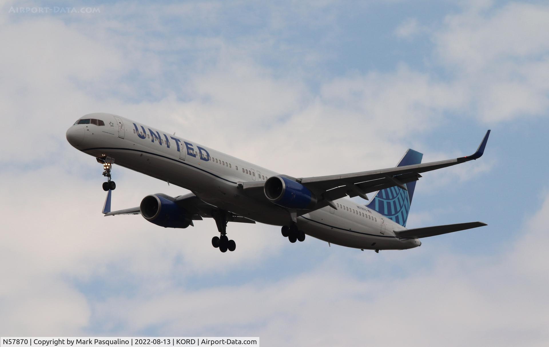 N57870, 2003 Boeing 757-33N C/N 33525, Boeing 757-33N