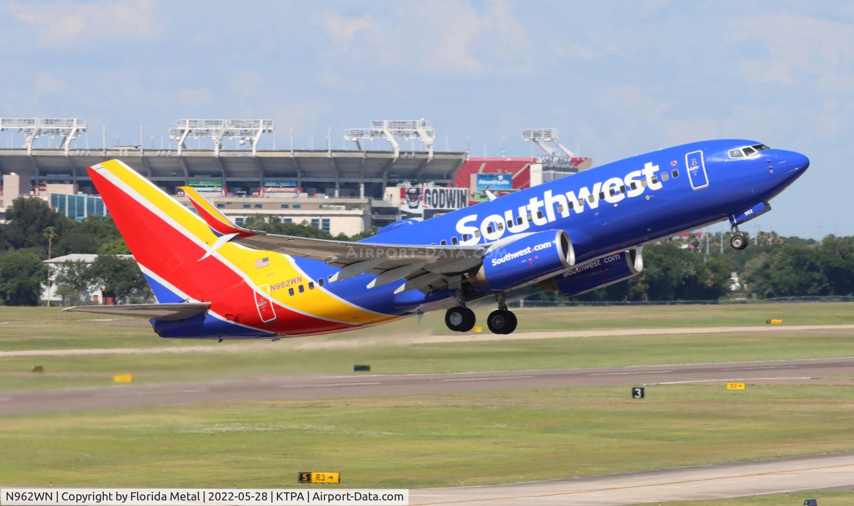 N962WN, 2011 Boeing 737-7H4 C/N 36963, TPA 2022