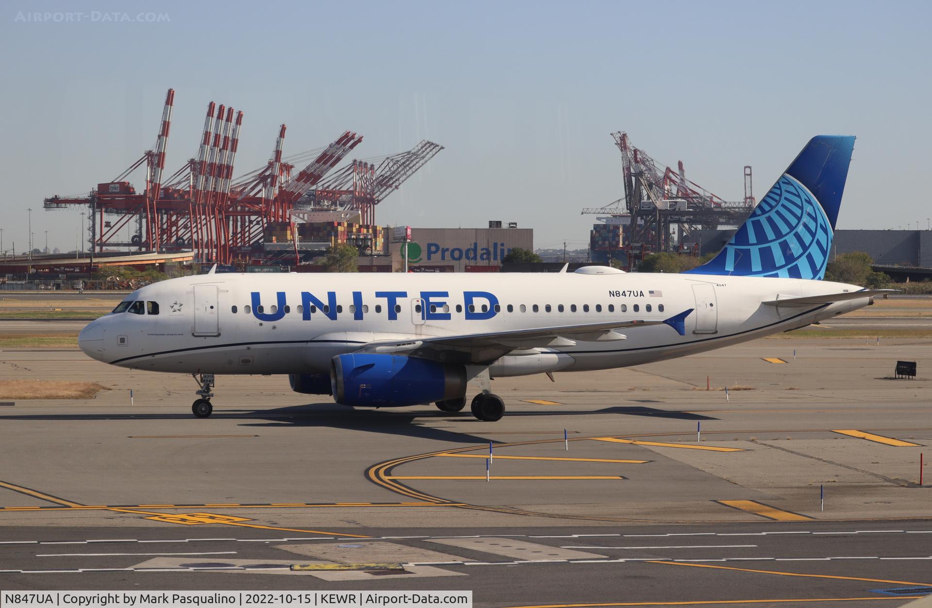 N847UA, 2001 Airbus A319-131 C/N 1627, Airbus A319-131
