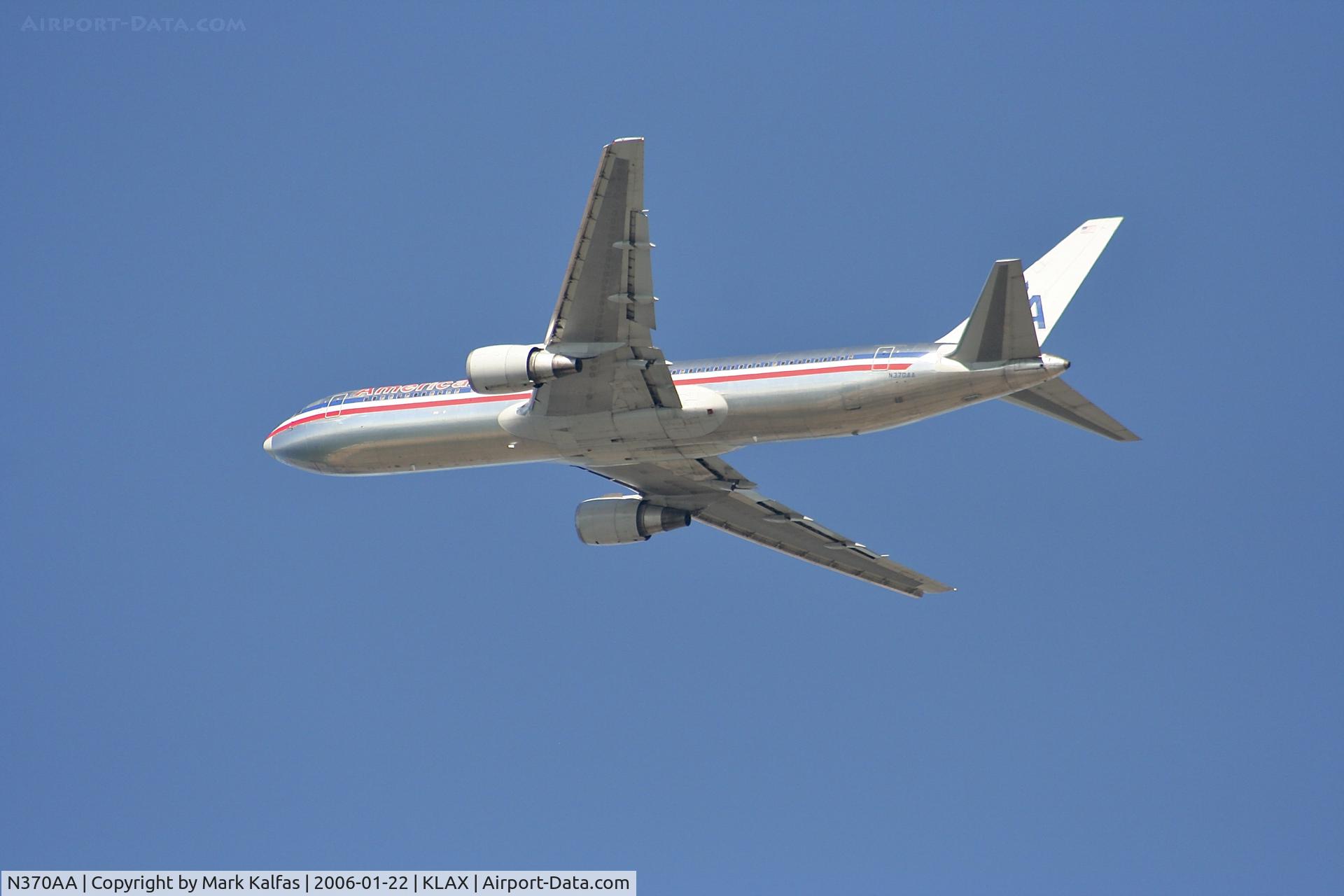N370AA, 1992 Boeing 767-323 C/N 25197, American Airlines Boeing 767-323, N370AA departing 25R LAX.
