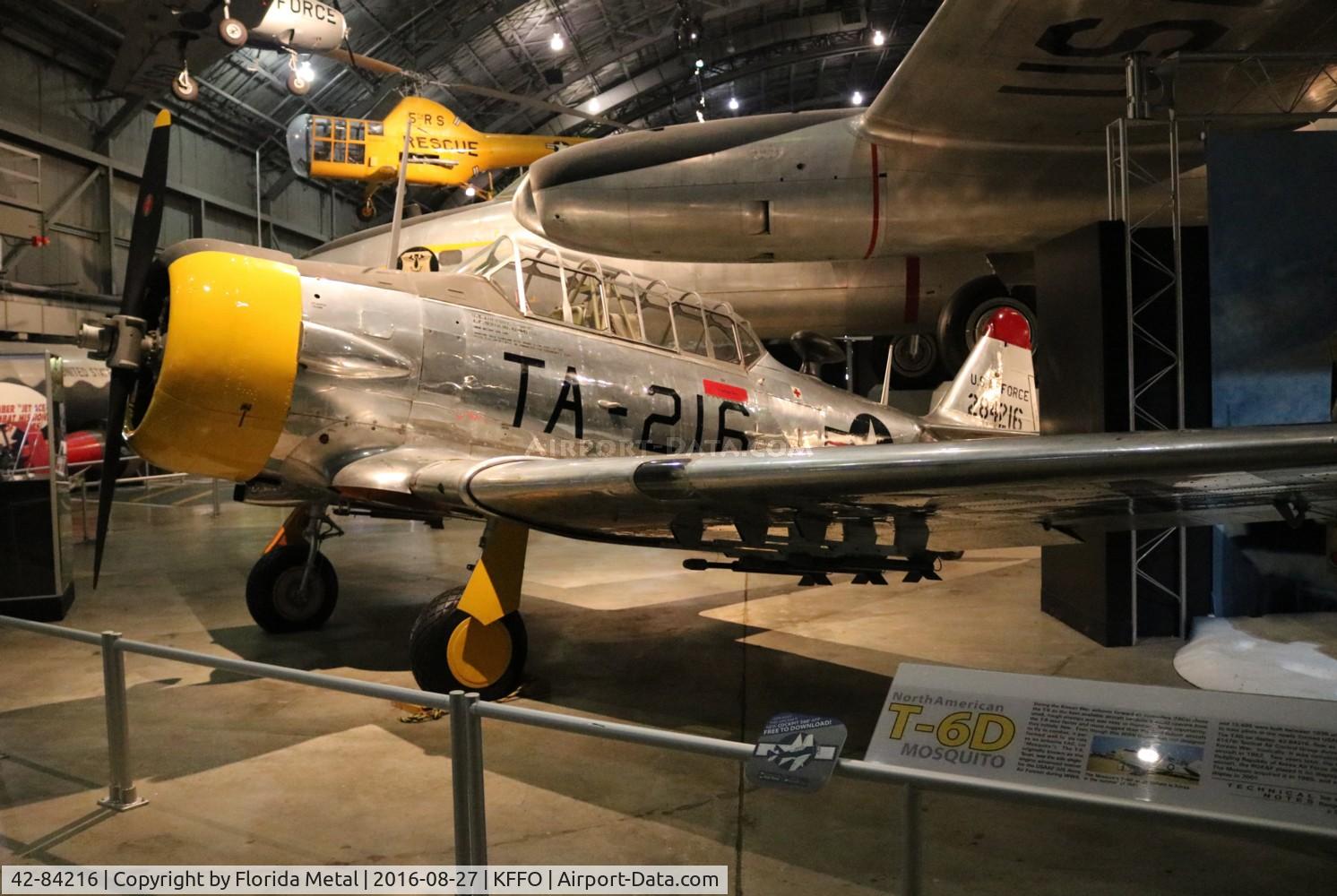 42-84216, 1942 North American AT-6D Texan C/N 88-15997, AT-6D zx
