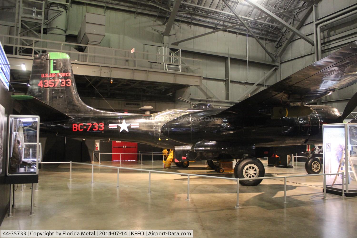44-35733, 1944 Douglas A-26C Invader C/N 29012, A-26 zx