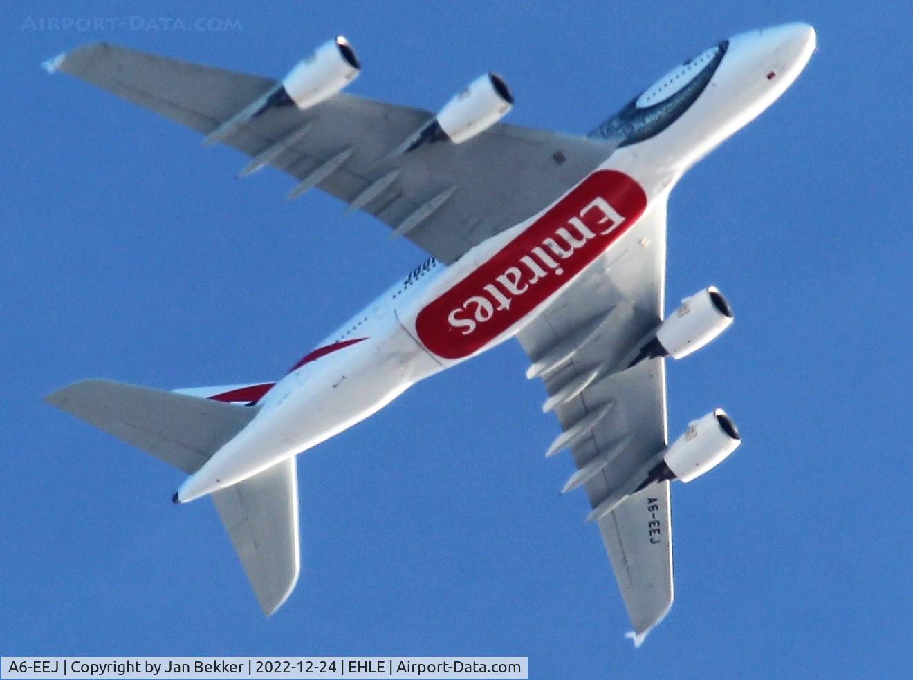 A6-EEJ, 2013 Airbus A380-861 C/N 127, Flying over at 10.000 feet to Amsterdam Schiphol EHAM