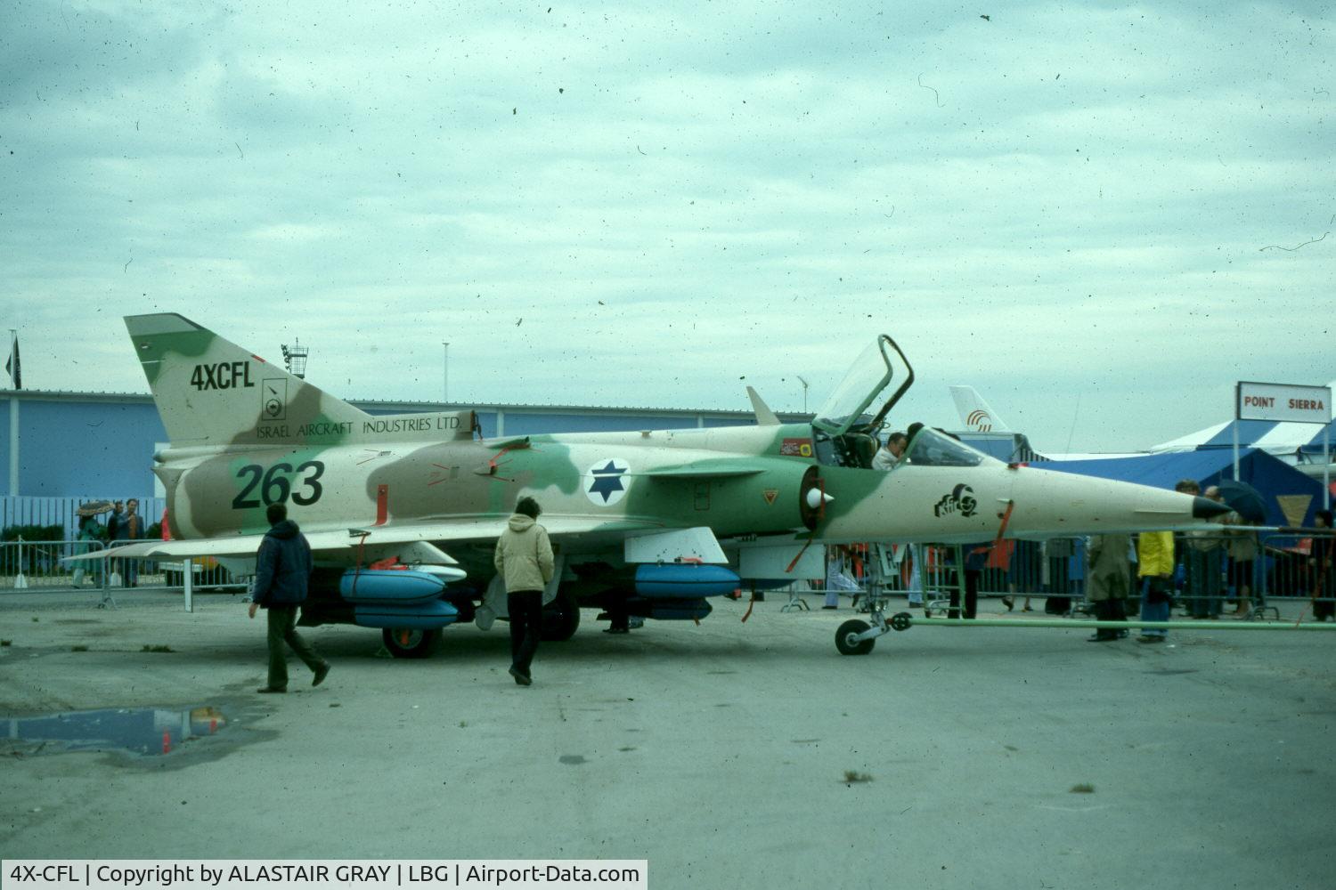4X-CFL, Israel Aircraft Industries Kfir C.2 C/N 4X-CFE, Paris Airshow 1977