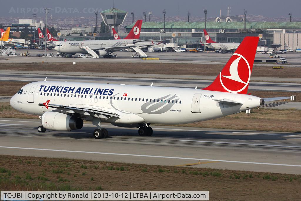 TC-JBI, 2007 Airbus A320-232 C/N 3308, at ist