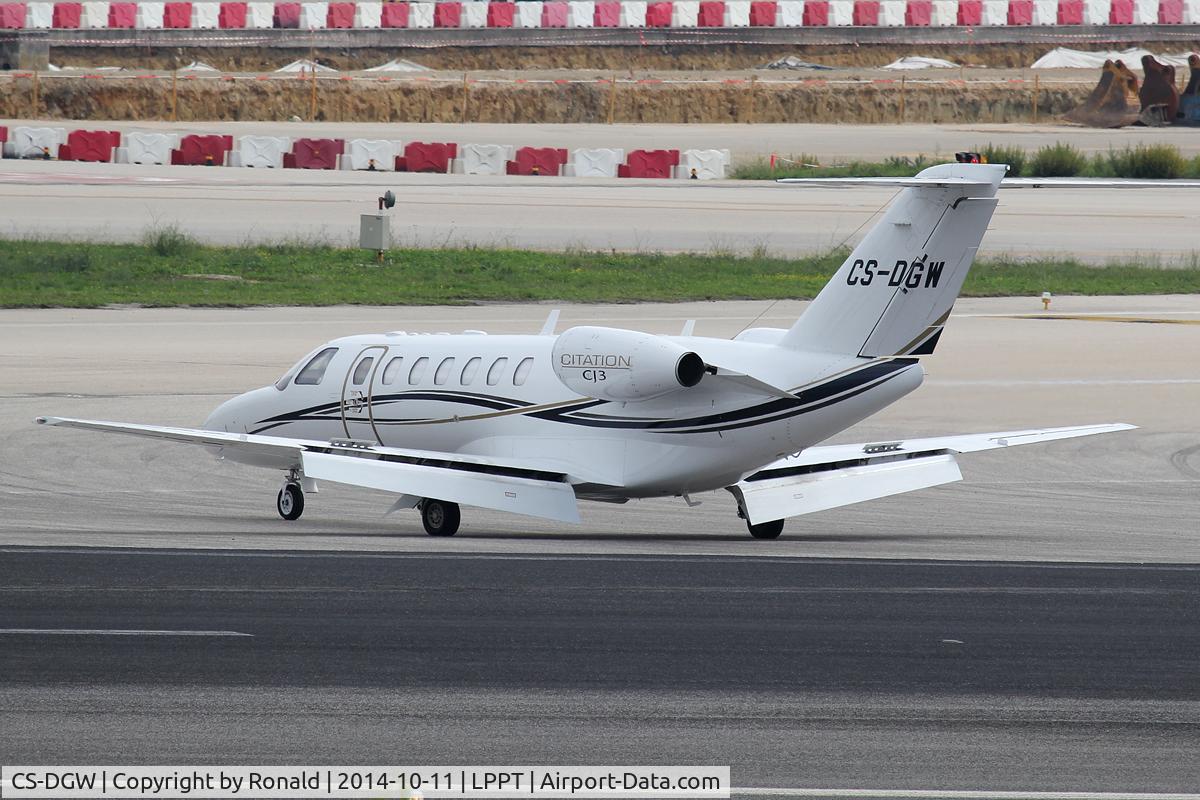 CS-DGW, 2008 Cessna 525B CitationJet CJ3 C/N 525B-0235, at lis