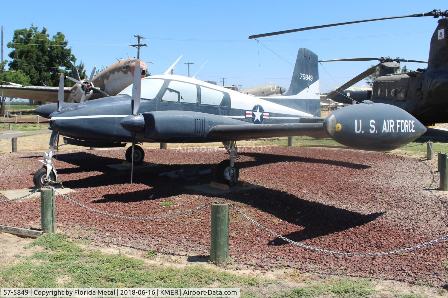 57-5849, 1957 Cessna U-3A Blue Canoe (310A) C/N 38004, U-3A zx