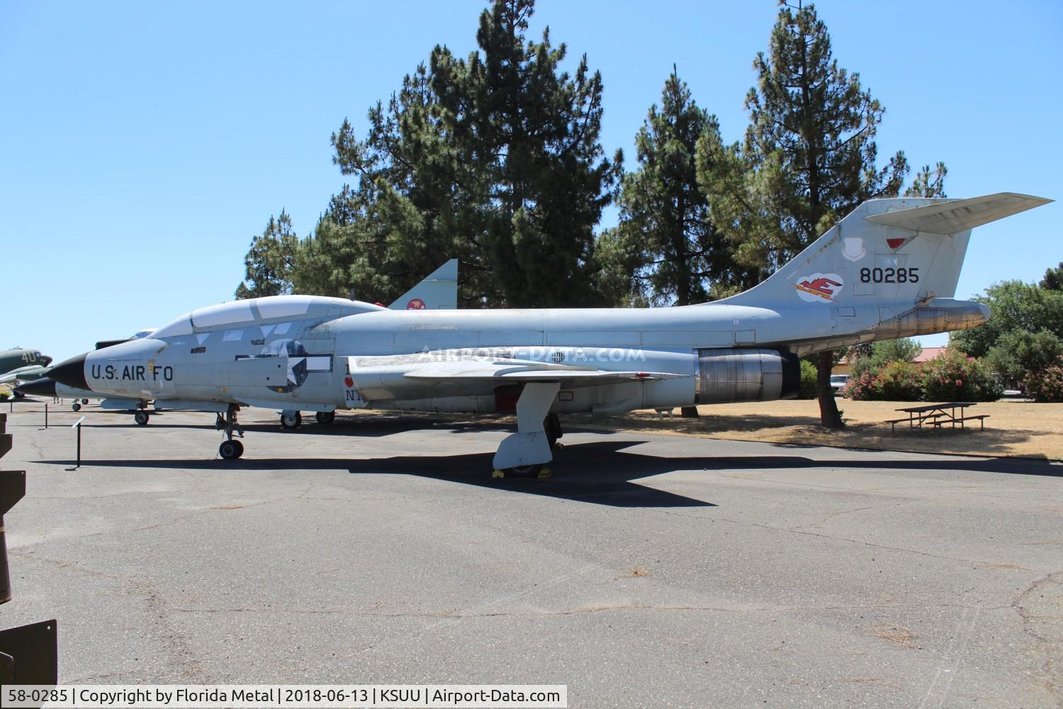 58-0285, McDonnell F-101B-105-MC Voodoo C/N 657, F-101 zx
