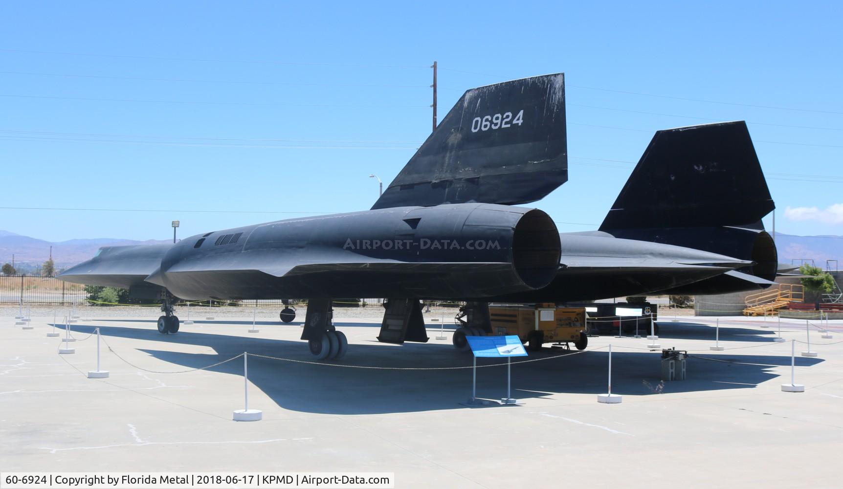 60-6924, 1960 Lockheed A-12 Blackbird C/N 121, A-12 zx