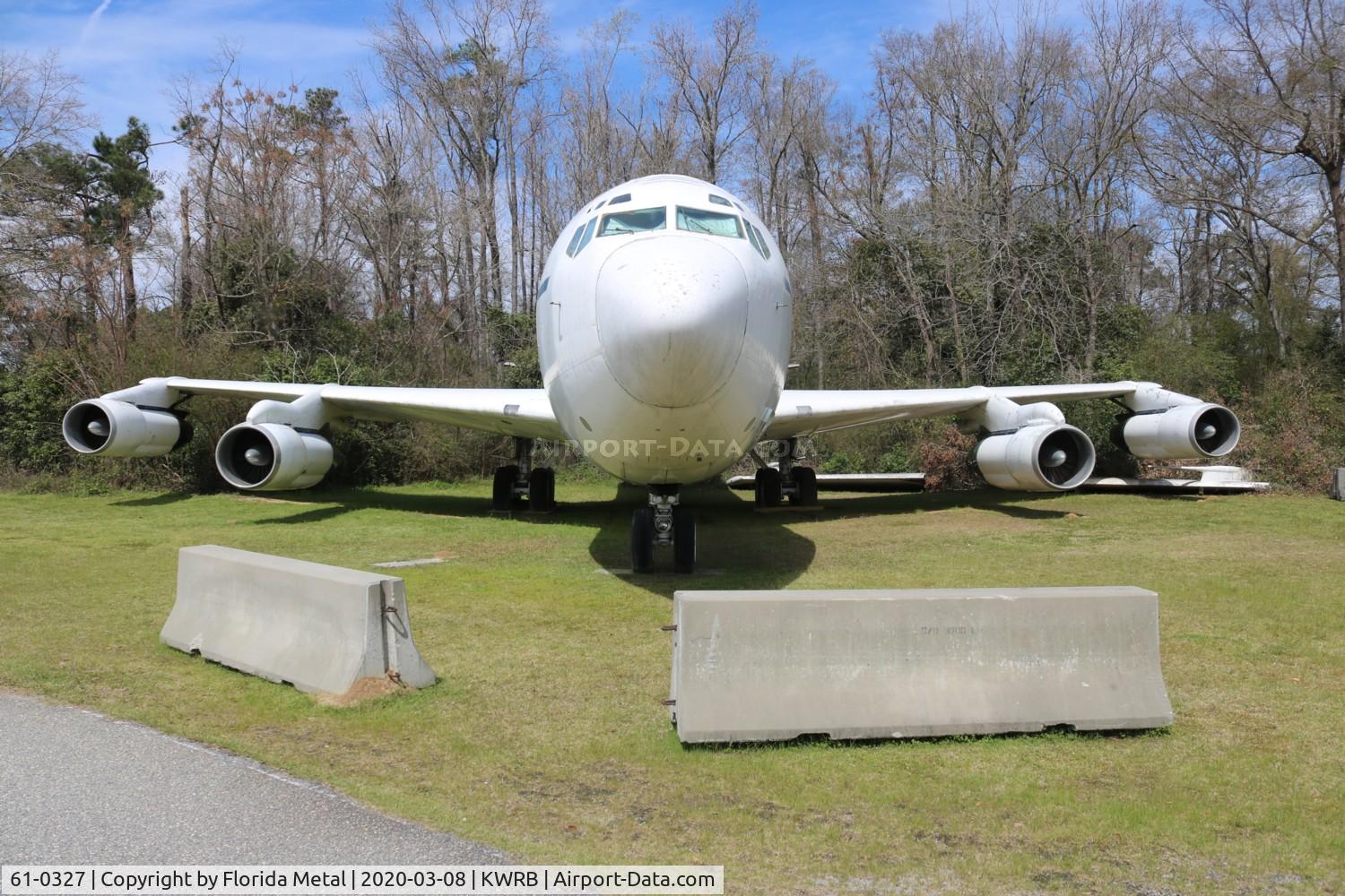 61-0327, 1961 Boeing EC-135N Stratolifter C/N 18234, EC-135 zx