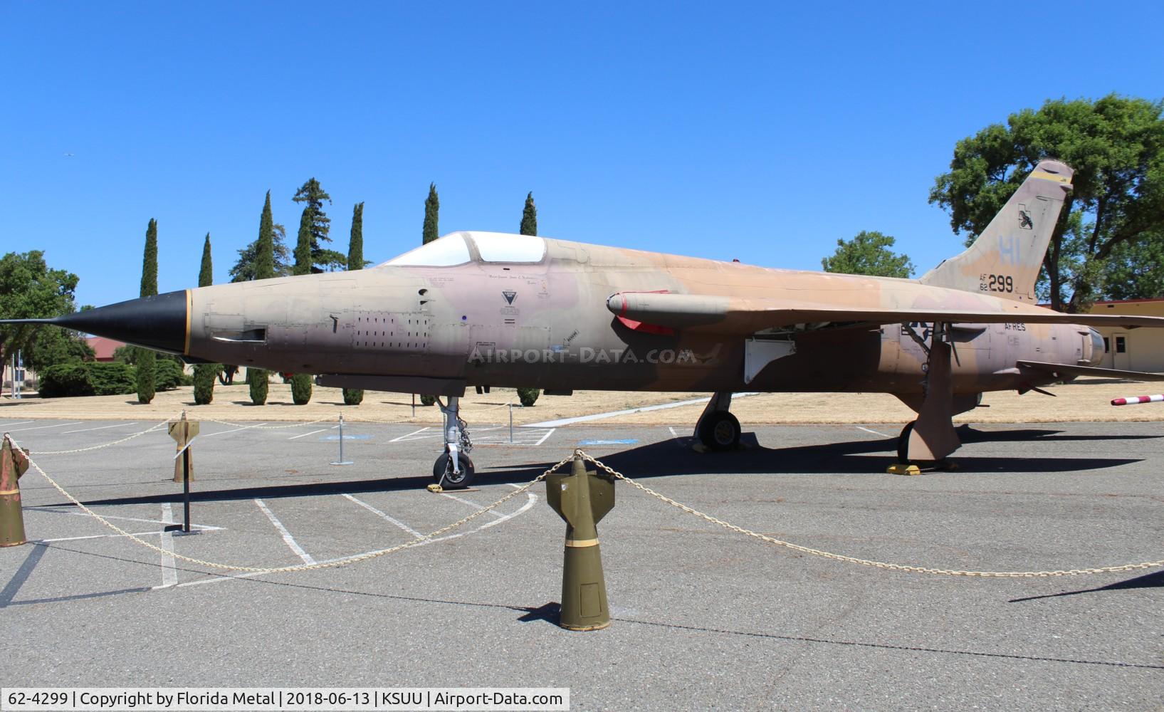 62-4299, 1962 Republic F-105D Thunderchief C/N D498, F-105 zx
