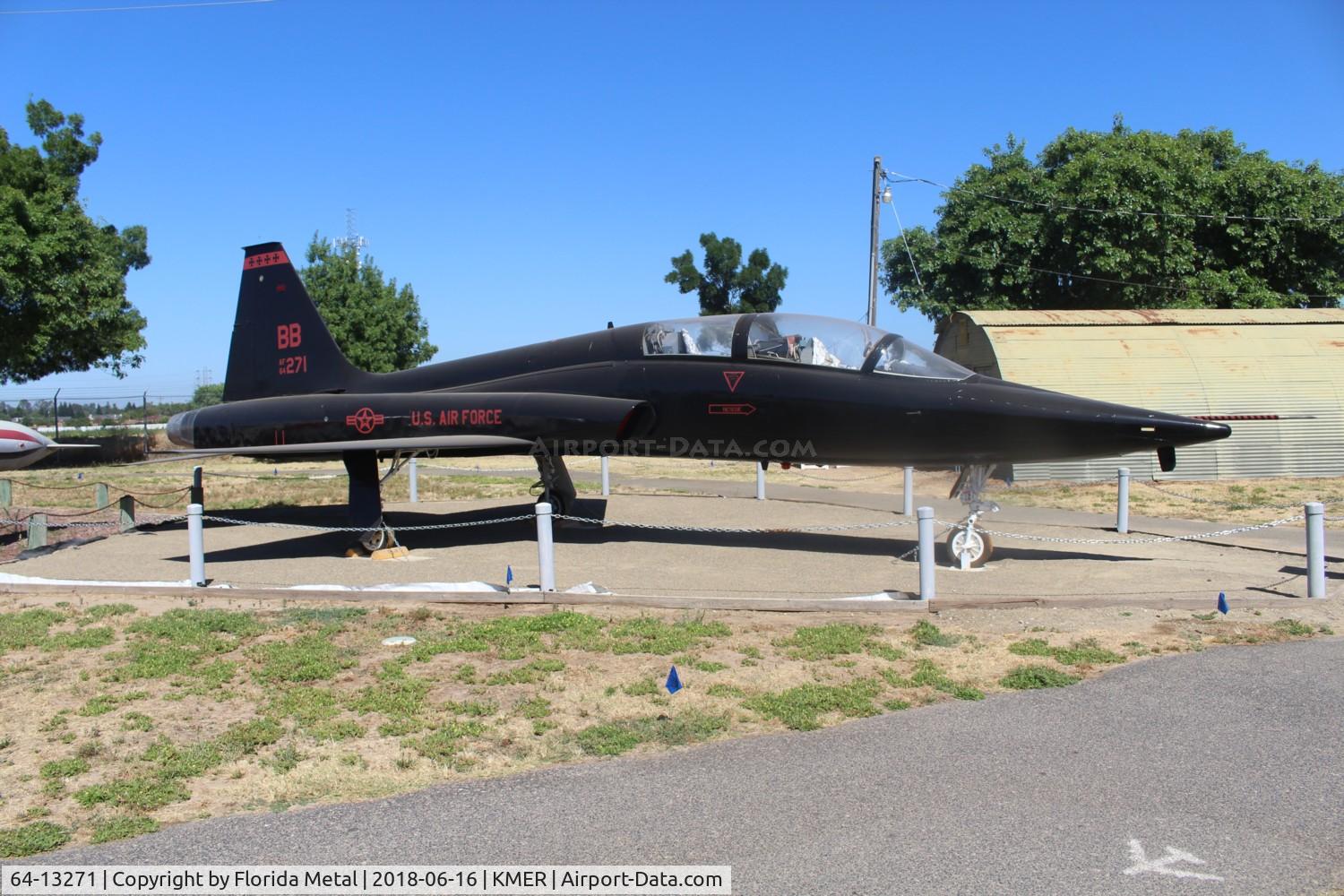 64-13271, 1964 Northrop T-38A Talon C/N N.5700, T-38 zx