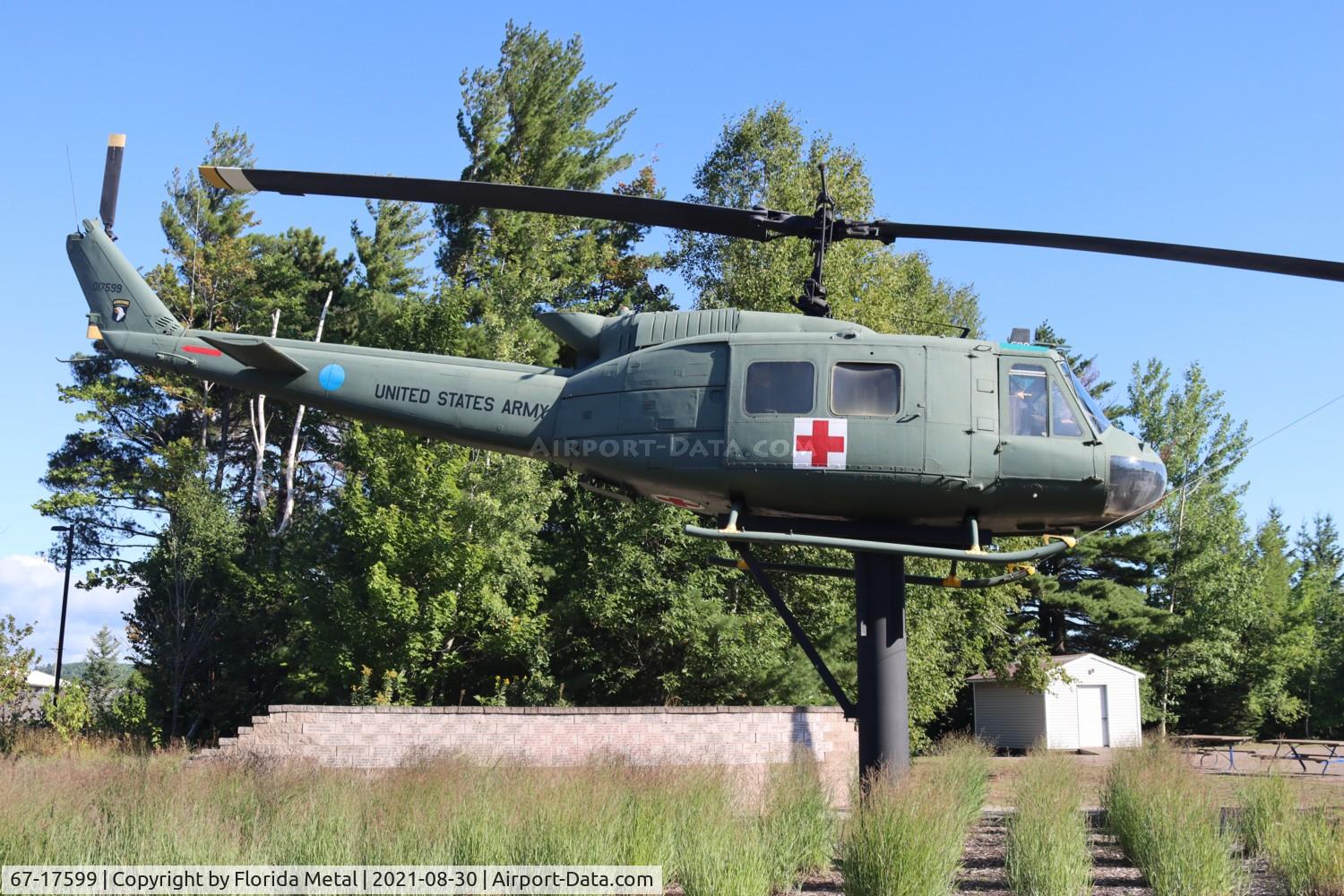 67-17599, 1967 Bell UH-1H Iroquois C/N 9797, UH-1 zx Negaunee MI