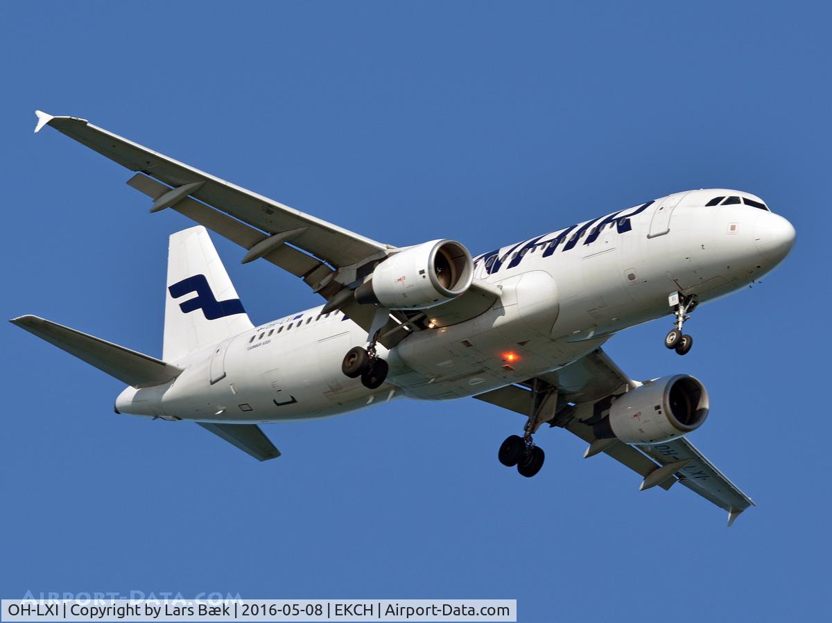 OH-LXI, 2003 Airbus A320-214 C/N 1989, RWY04L