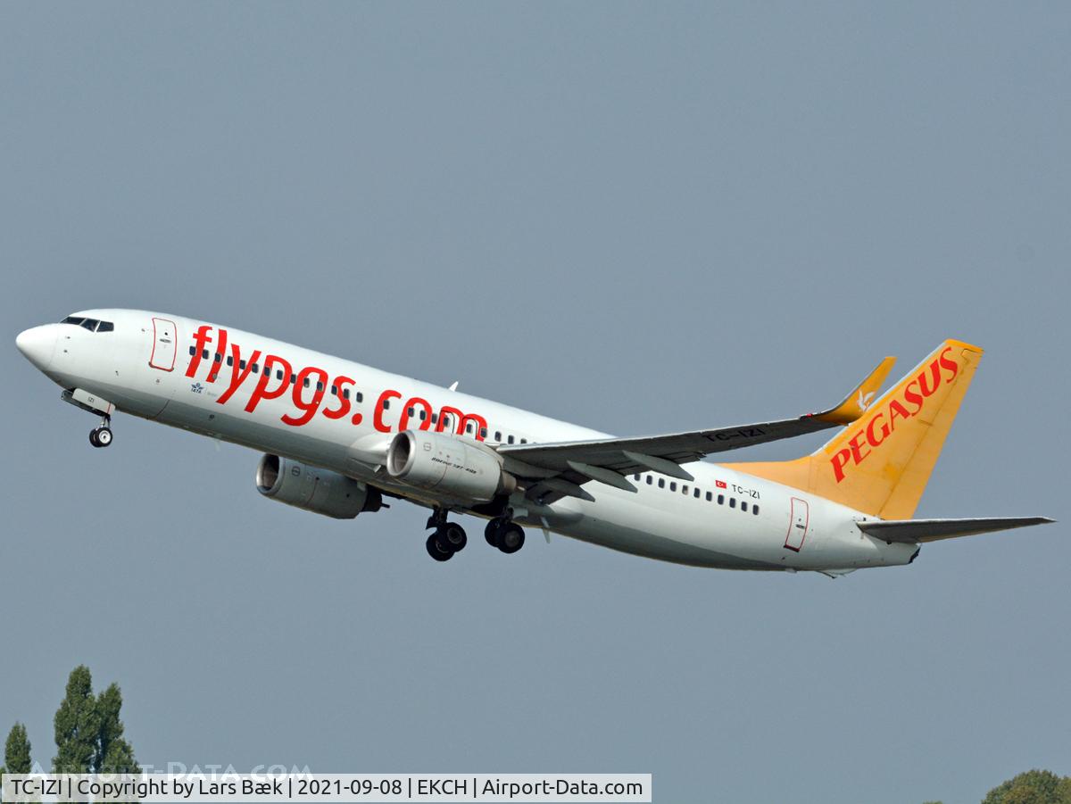 TC-IZI, 2007 Boeing 737-8GJ C/N 34904, RWY22R
