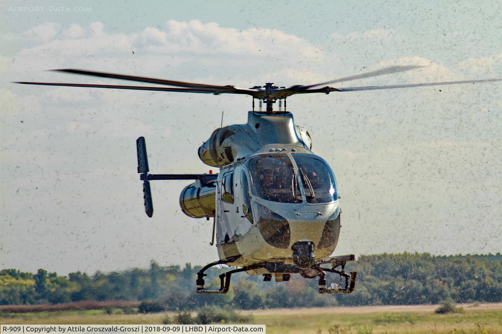 R-909, 2005 MD Helicopters MD-900 Explorer C/N 900-00111, LHBD - Börgönd Airport, Hungary. Börgönd Air Show 2018