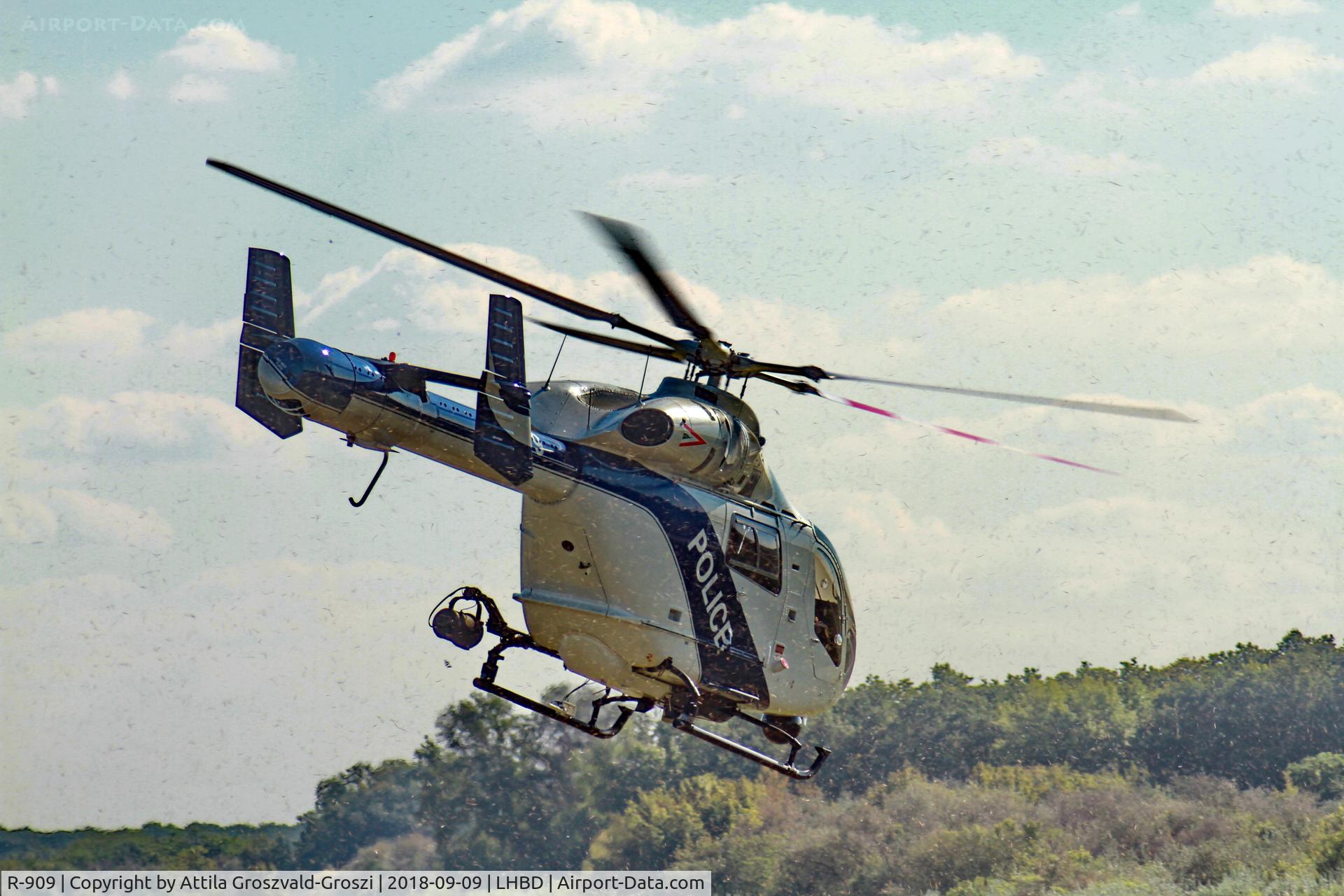 R-909, 2005 MD Helicopters MD-900 Explorer C/N 900-00111, LHBD - Börgönd Airport, Hungary. Börgönd Air Show 2018