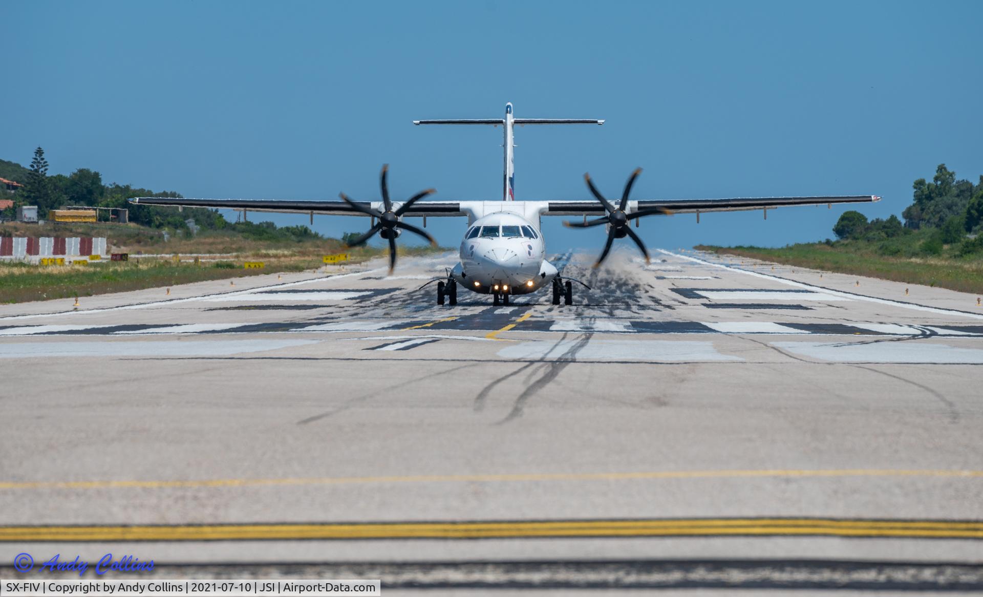 SX-FIV, 1999 ATR 72-212A C/N 590, Taxiing at Skiathos