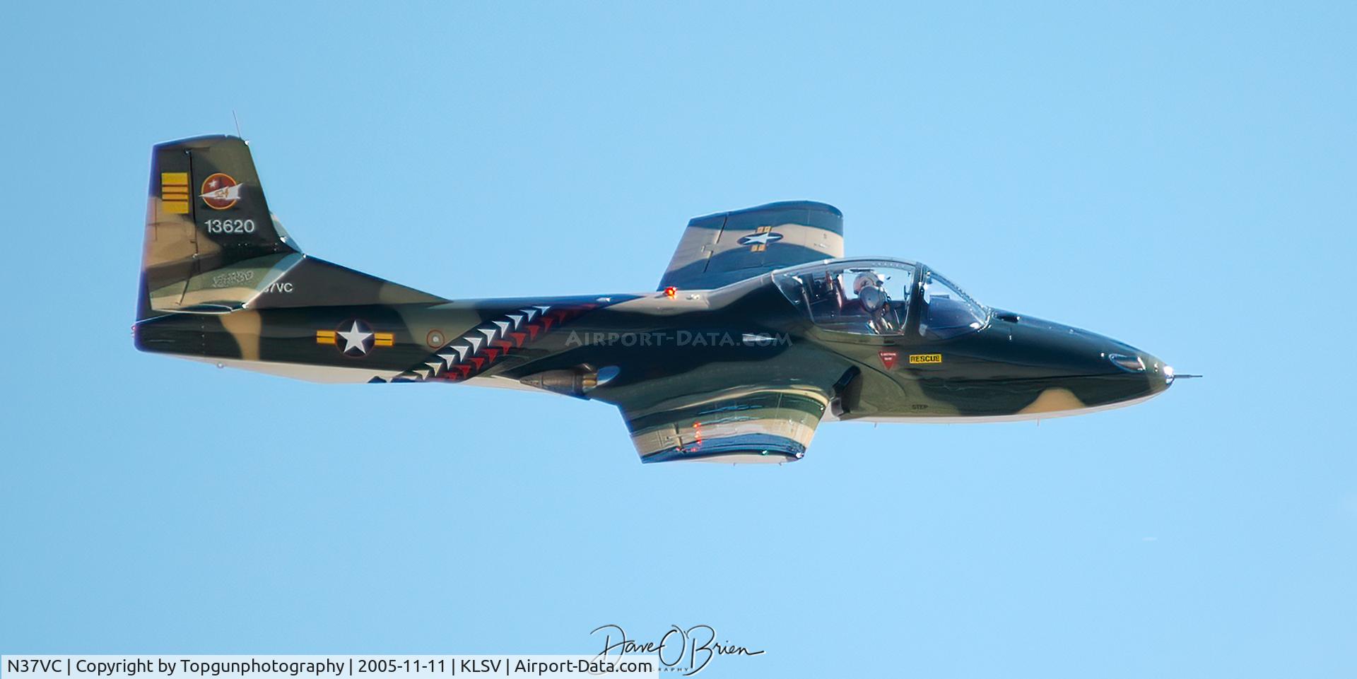 N37VC, 1967 Cessna T-37C Tweety Bird C/N 40976, tweety photo pass