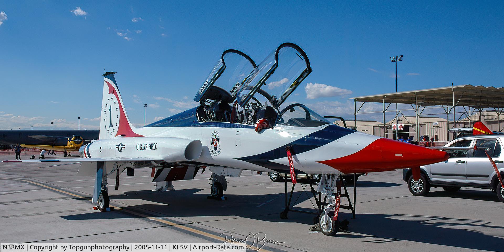 N38MX, 1965 Northrop T-38A-60-NO  Talon C/N N.5784, Thunderbird Talon