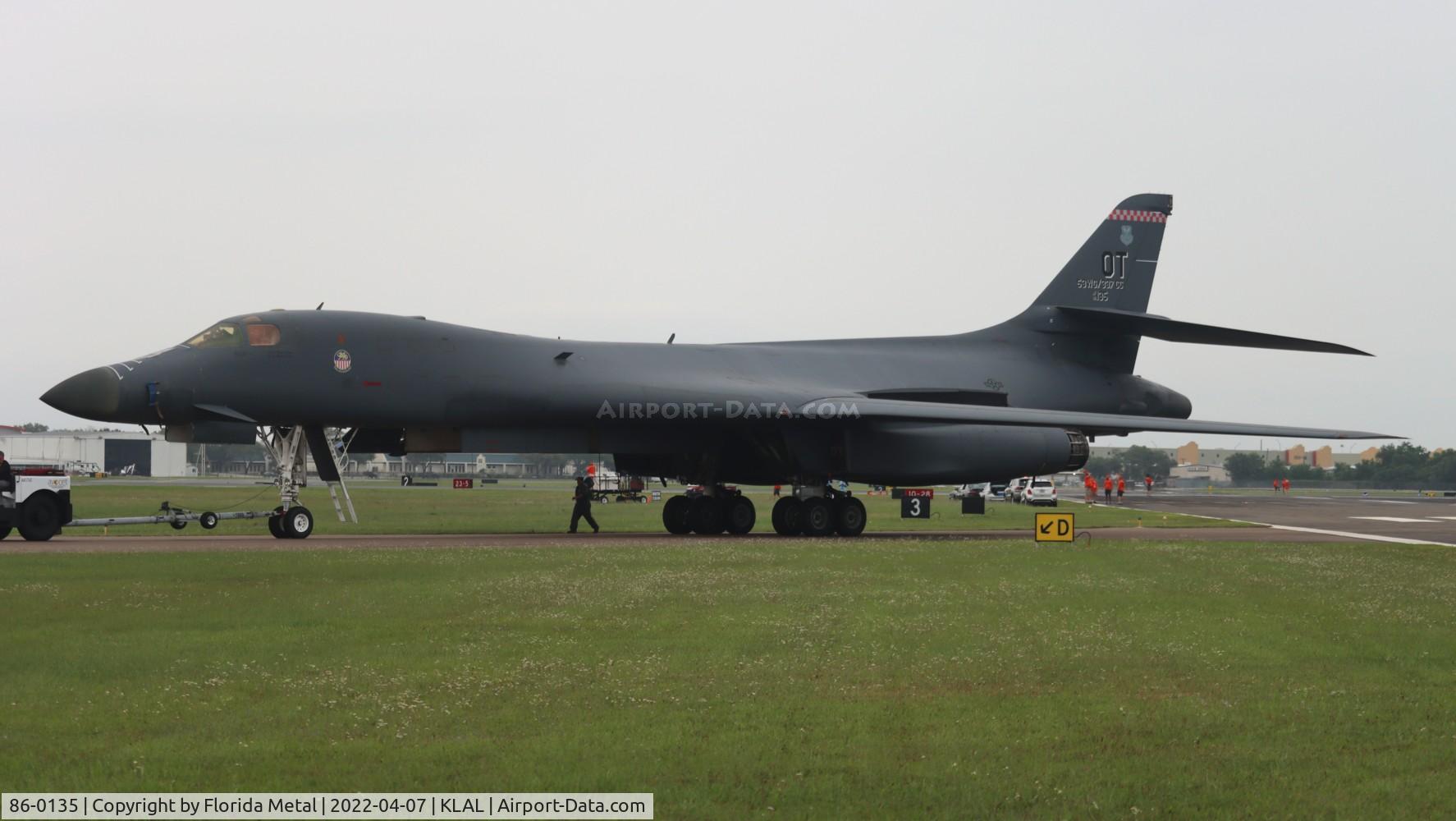 86-0135, 1986 Rockwell B-1B Lancer C/N 95, B-1B zx LAL