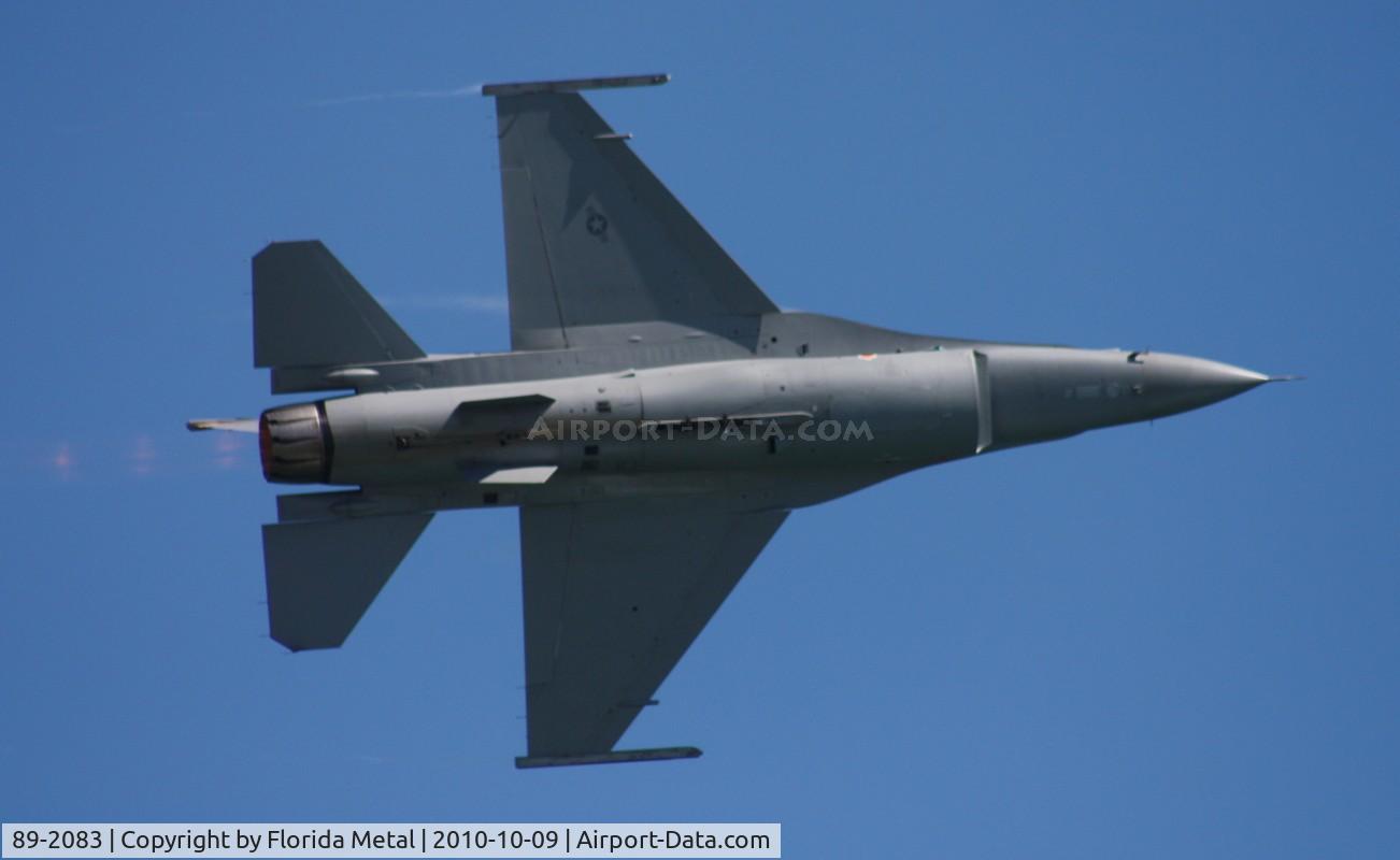 89-2083, General Dynamics F-16C Fighting Falcon C/N 1C-236, Daytona Beach Airshow 2010