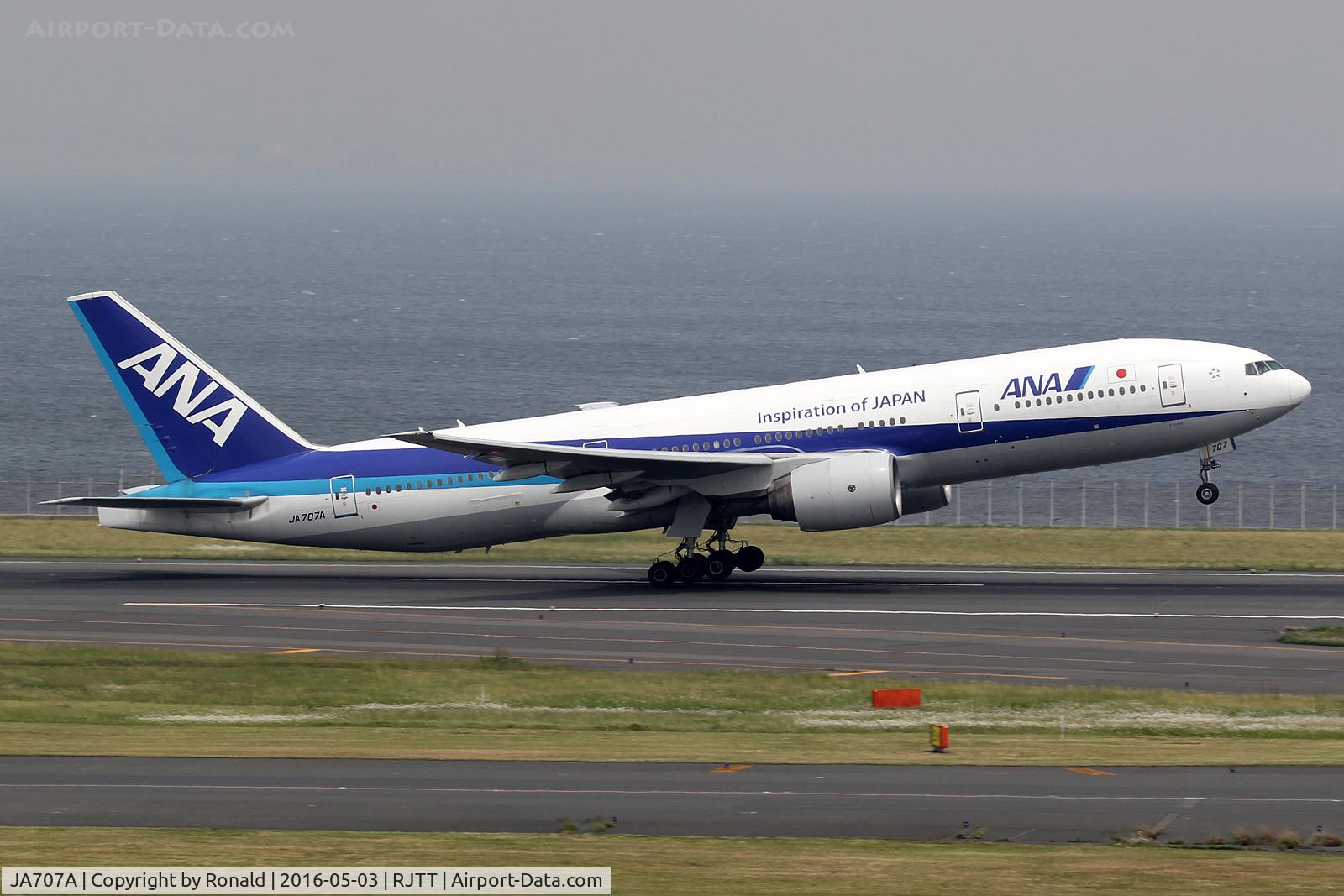 JA707A, 1999 Boeing 777-281/ER C/N 27037, at hnd