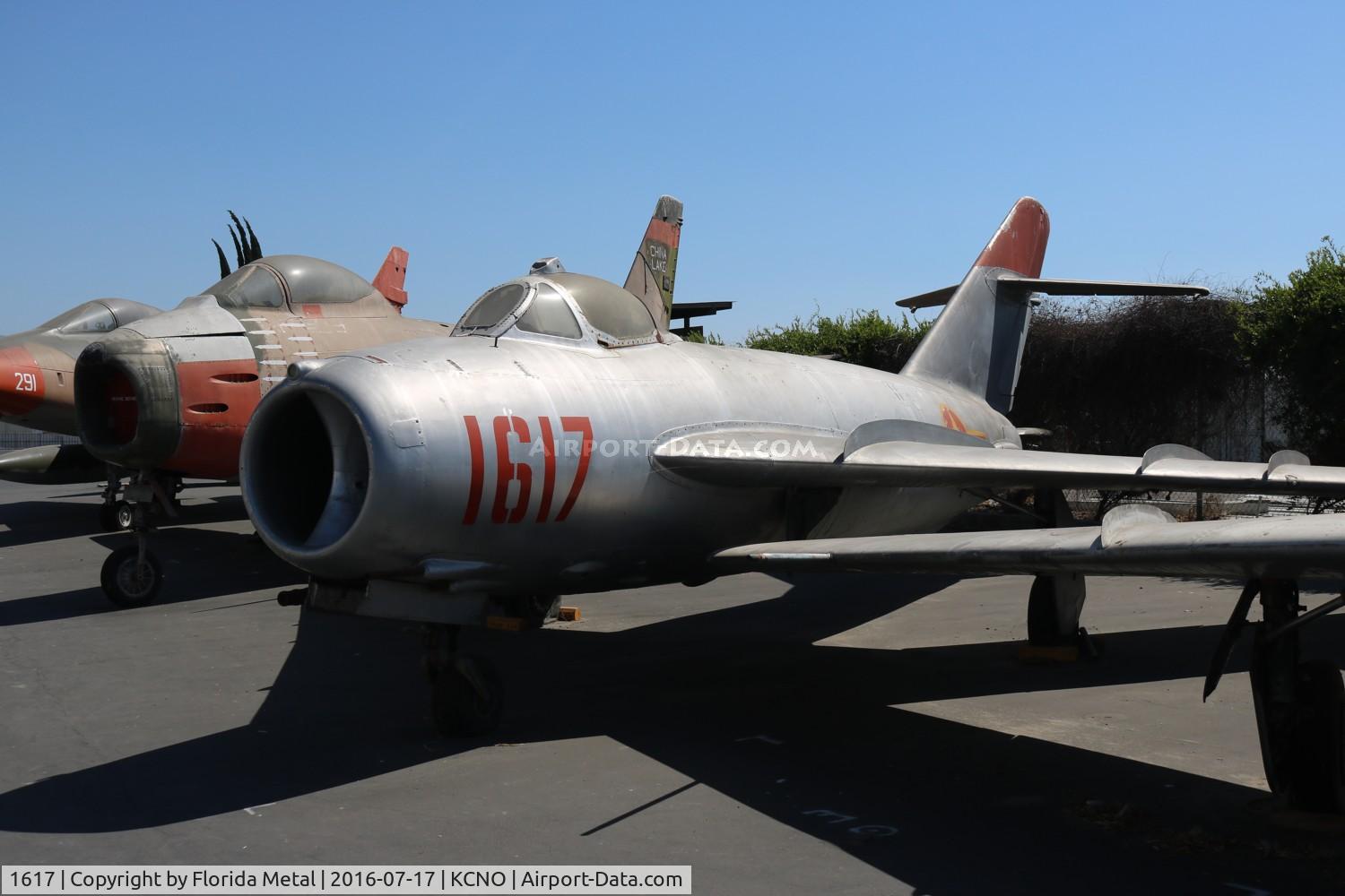 1617, PZL-Mielec Lim-5 (MiG-17F) C/N 1C1617, Mig-17 zx