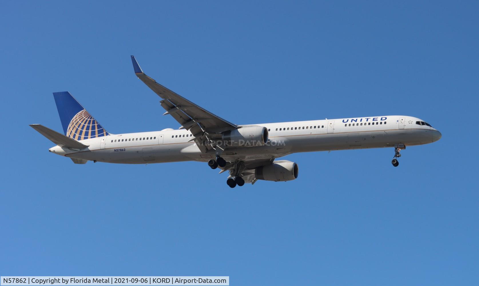 N57862, 2001 Boeing 757-33N C/N 32586, ORD 2021