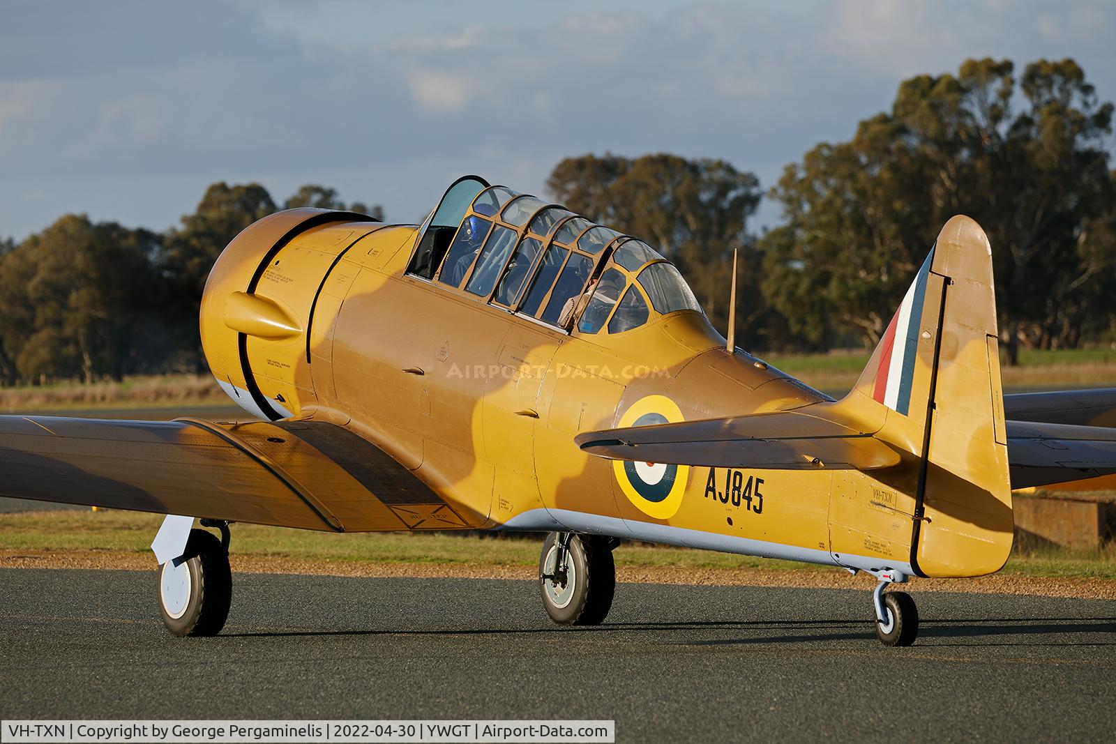 VH-TXN, 1943 Noorduyn AT-16 Harvard IIB C/N 14A-1106, Antique Aeroplane Assn of Australia National Fly-in.