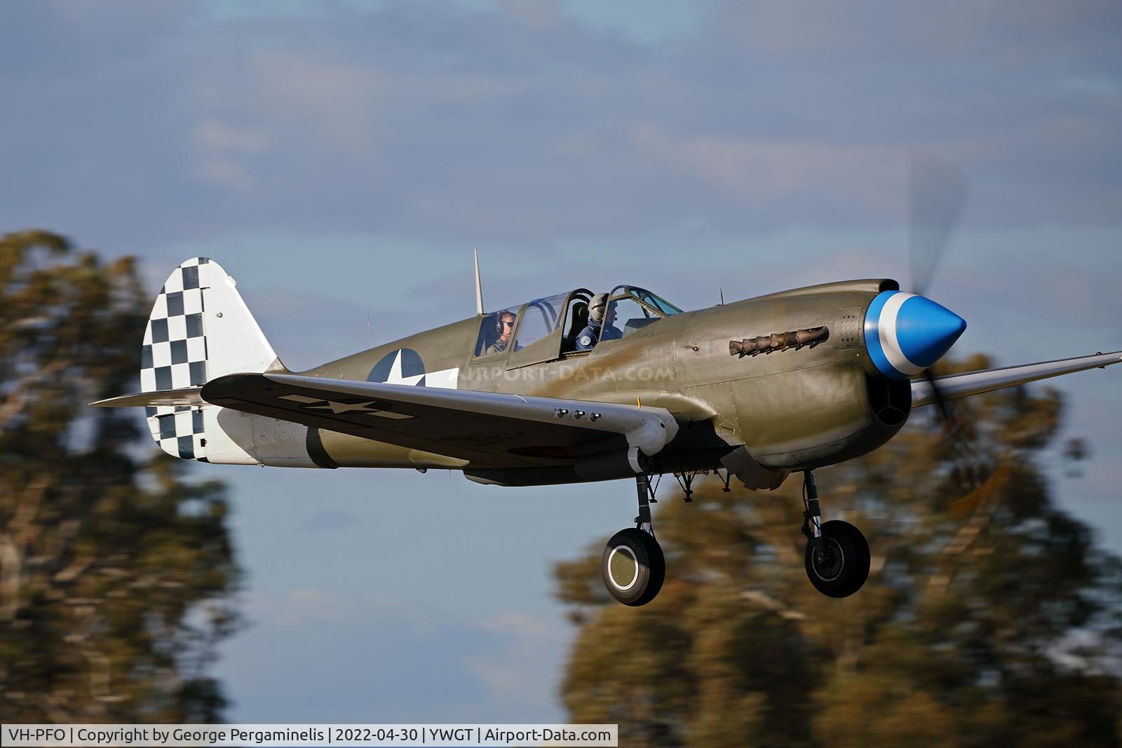 VH-PFO, 1942 Curtiss P-40N-5-CU Warhawk C/N 28738, Antique Aeroplane Assn of Australia National Fly-in.