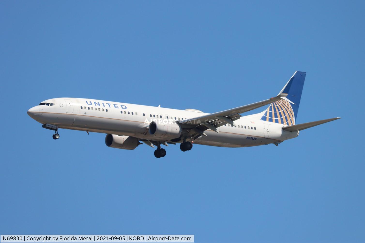 N69830, 2014 Boeing 737-924/ER C/N 44560, ORD 2021