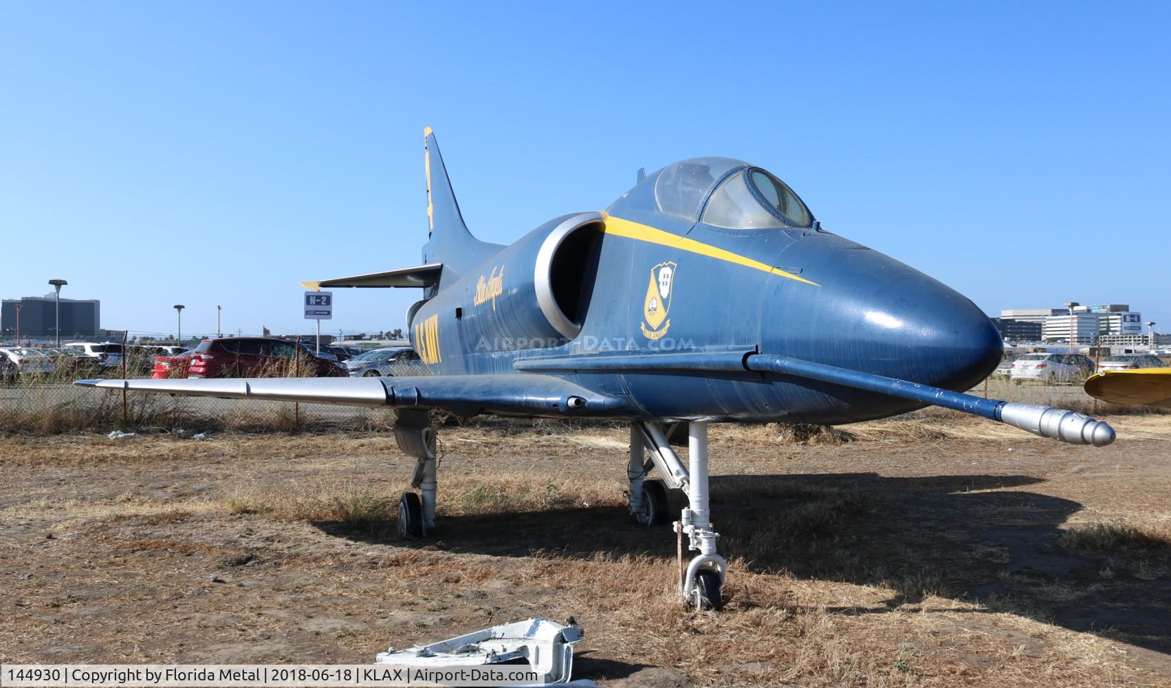 144930, Douglas A-4B Skyhawk C/N 12176, A-4 zx at Aero Squadron